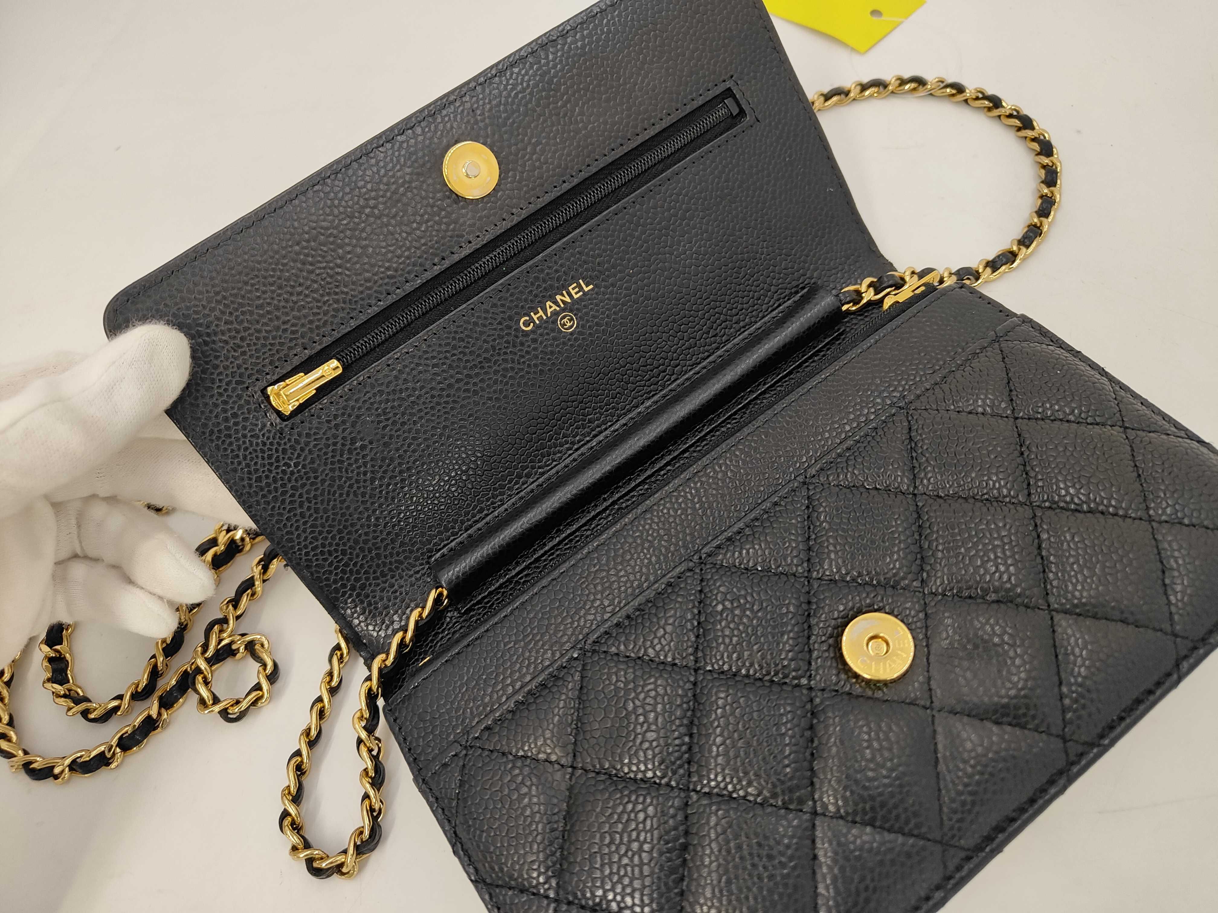 Caviar Skin Chain Wallet Black Gold — view 7