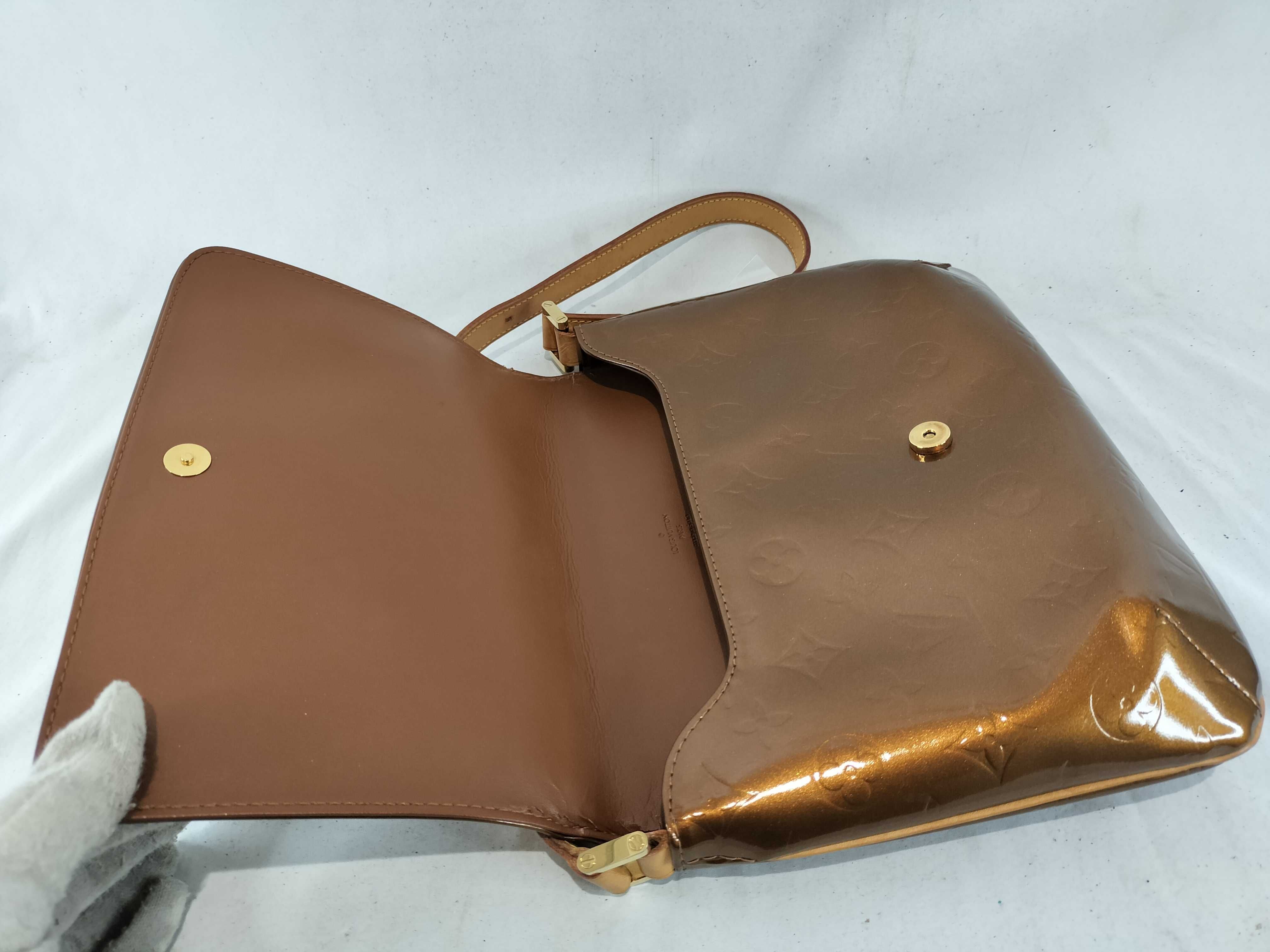 Vernis Musette Tango Shoulder Bag — view 8