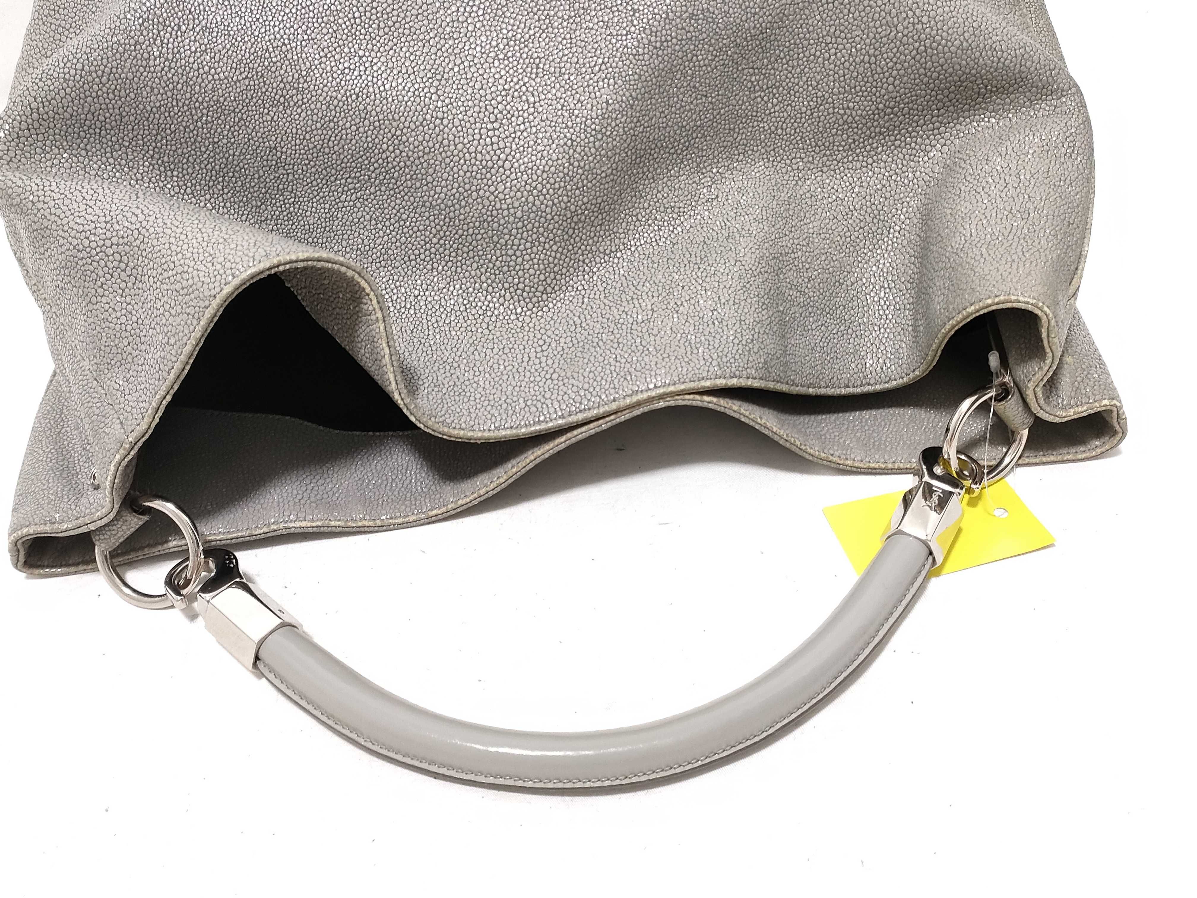 Roadie One-Shoulder Bag — view 3
