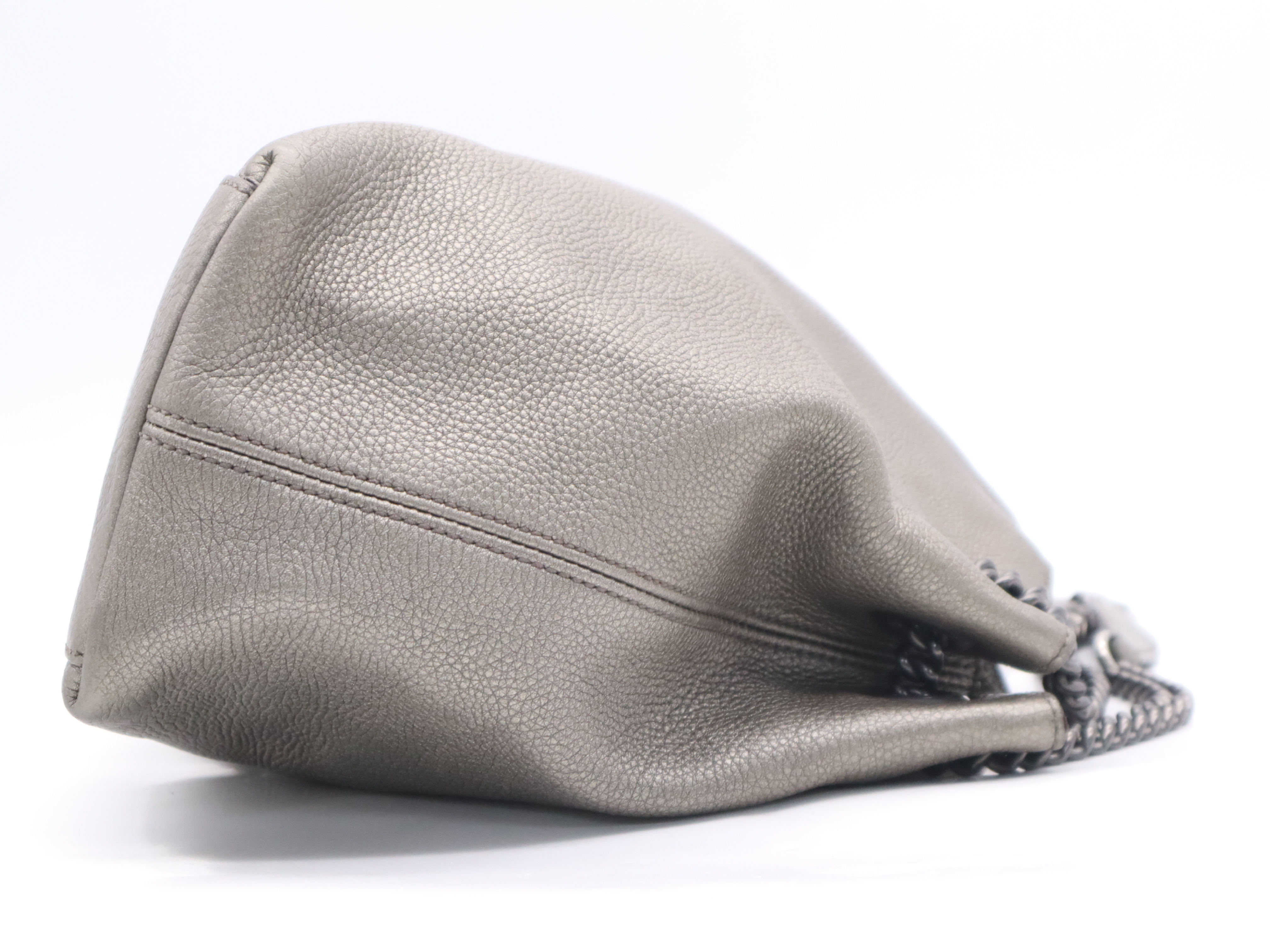 Leather Soho Interlocking G Chain Shoulder Bag, Gray Metallic Silver Hardware, with Charm. — view 5