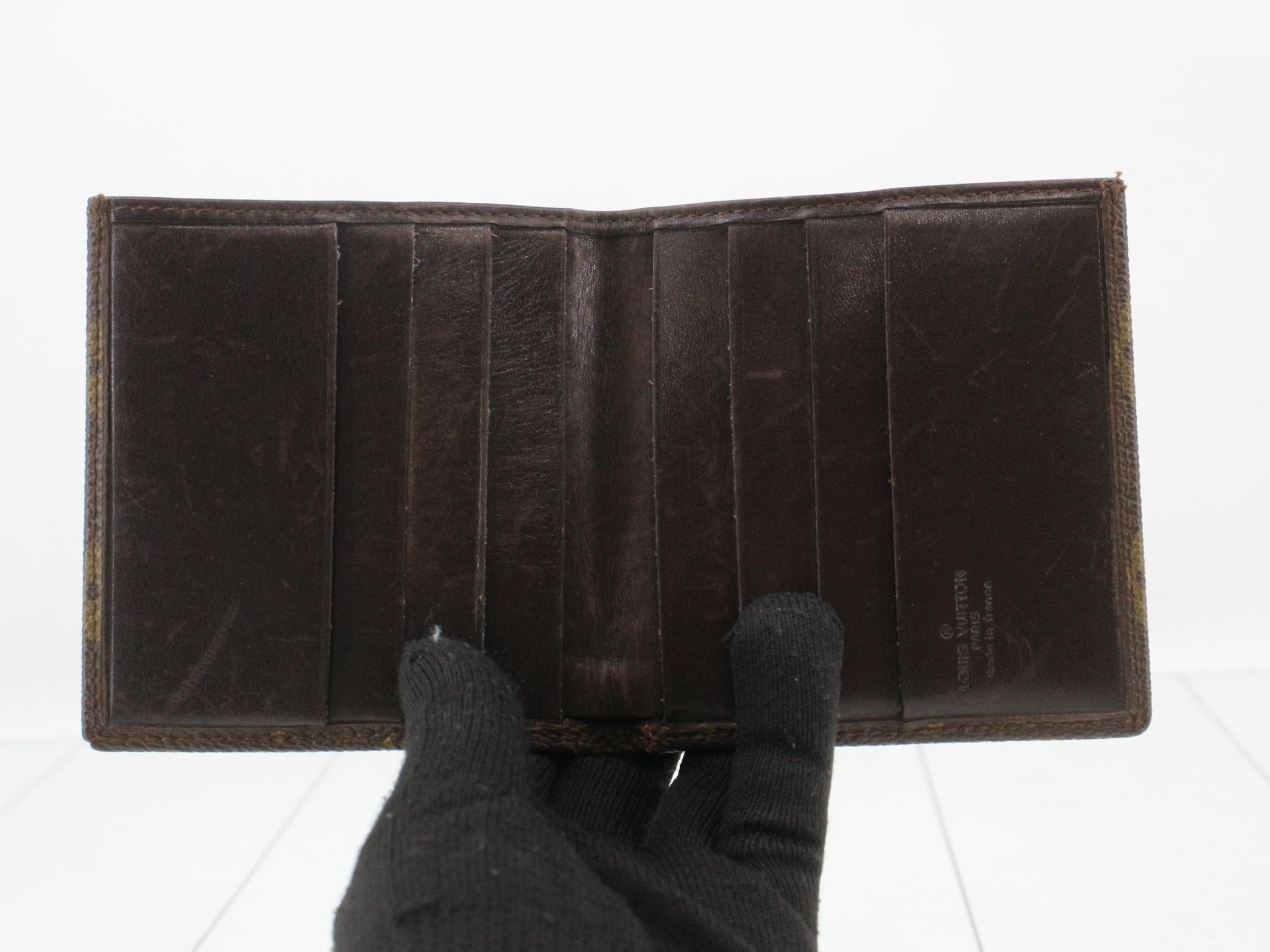 Card case — view 4