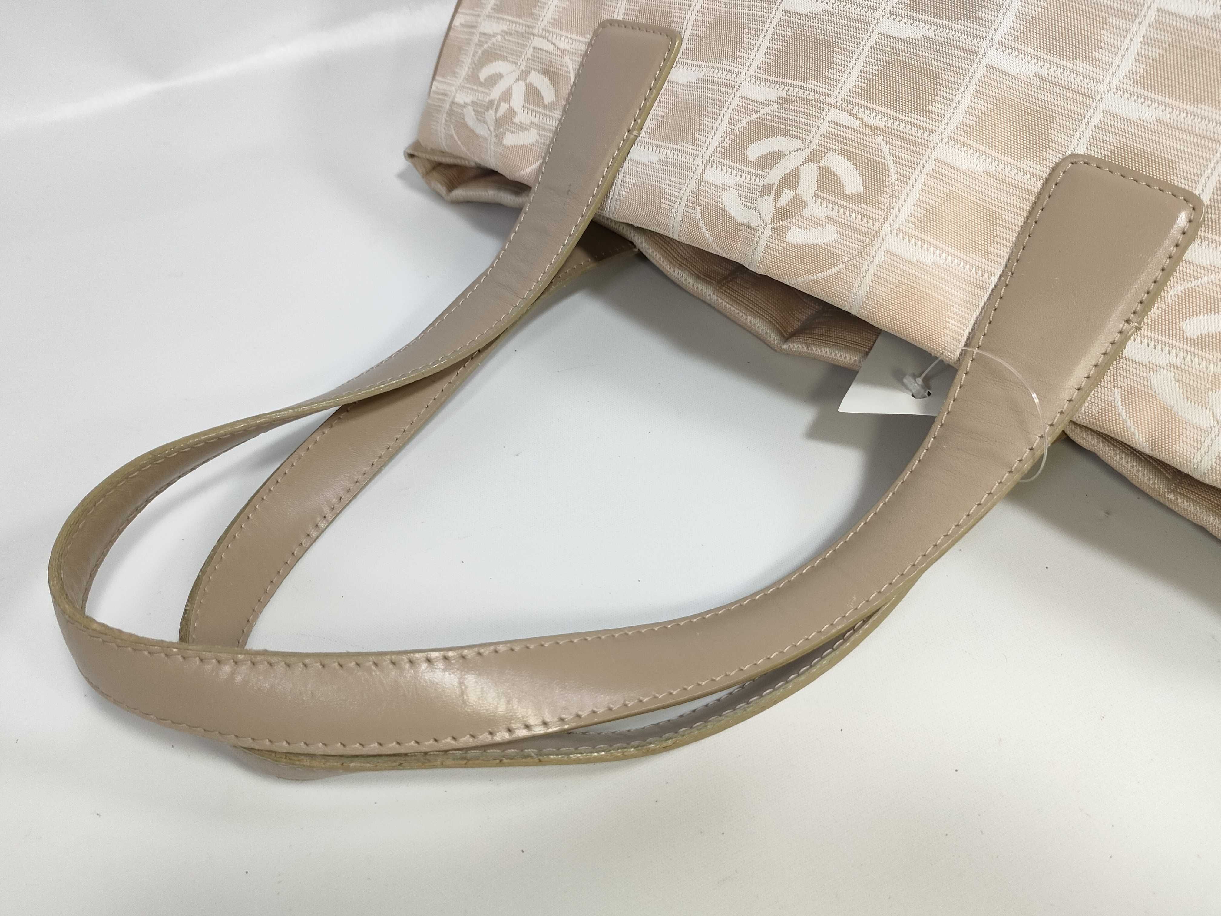 New Travel Line Tote Bag — view 3