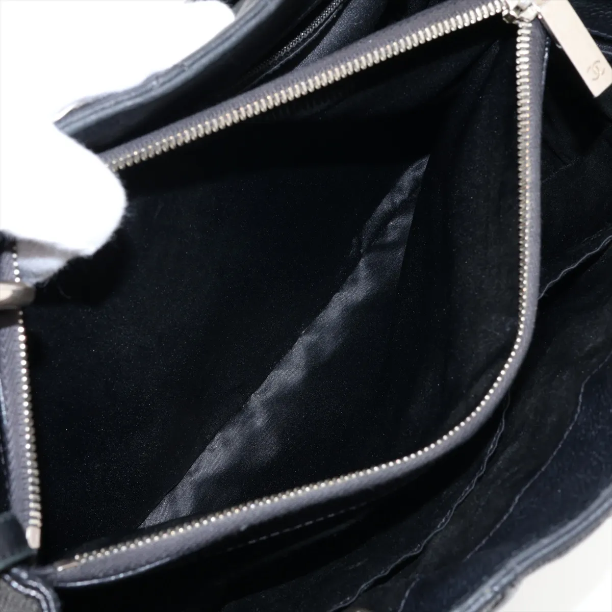 GST Caviar Skin Chain Tote Bag, Black with Silver Hardware — view 10