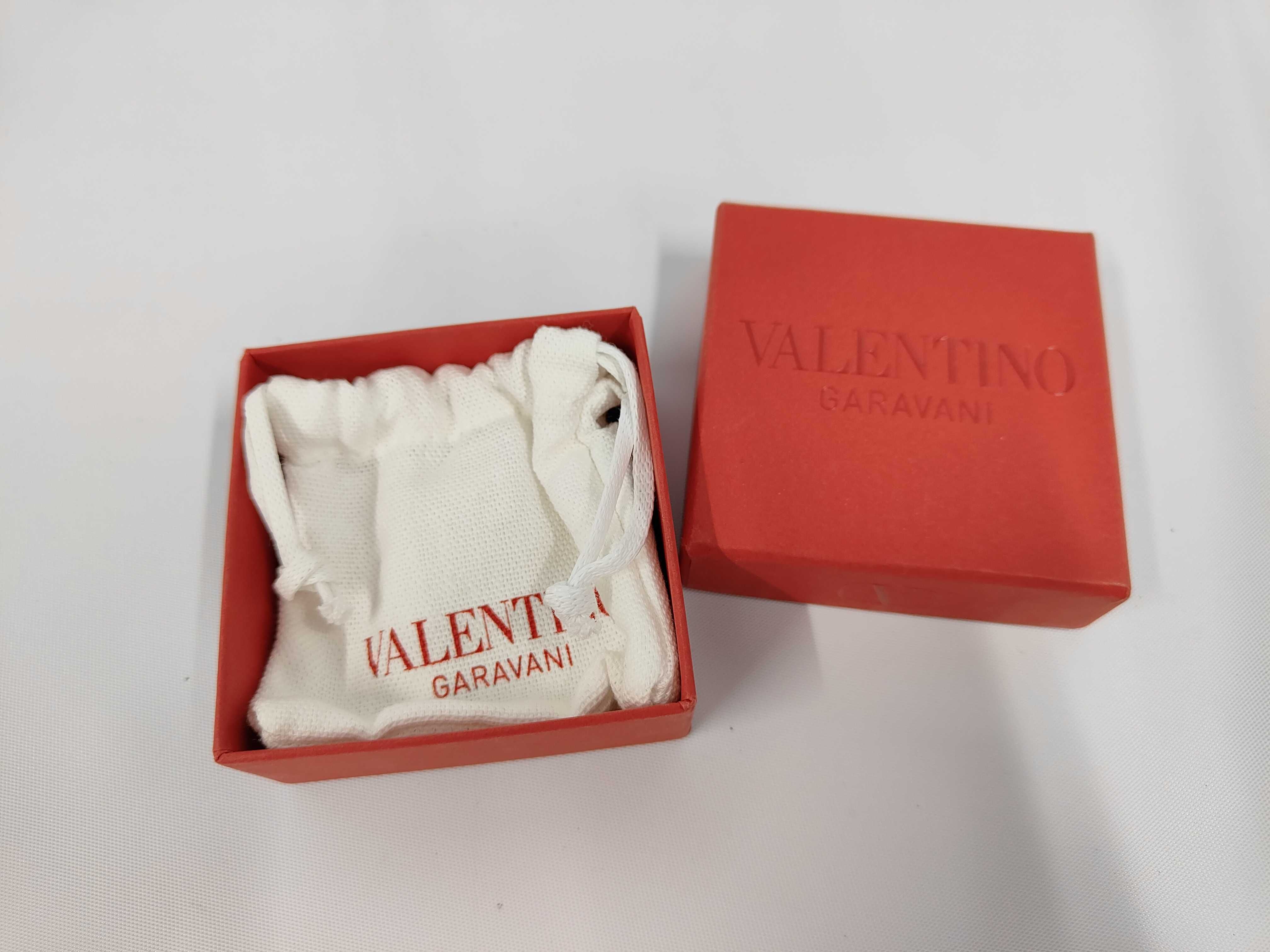 V-logo Stone Gold Pe Earrings — view 5