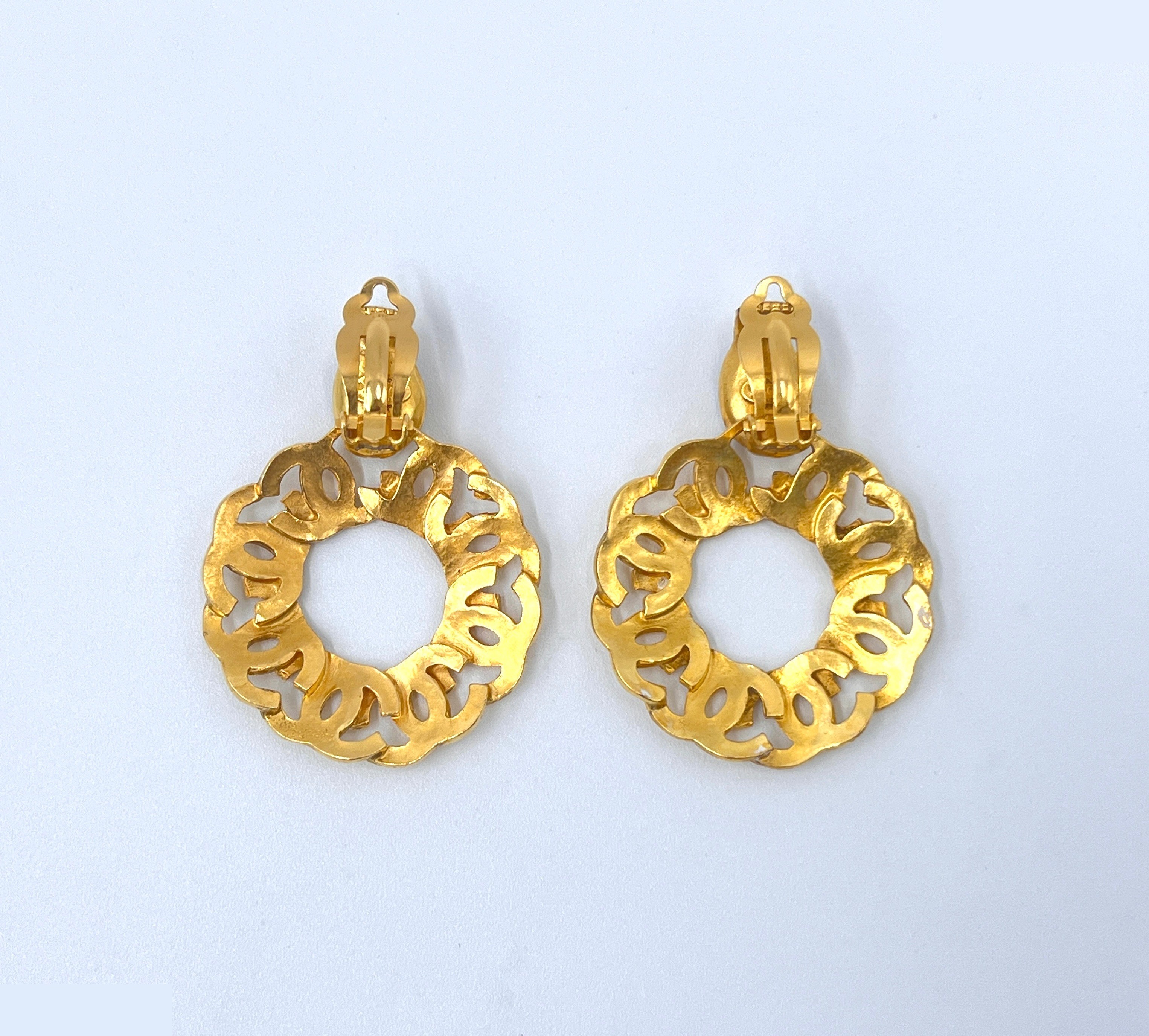 Pearl Round Coco Mark Gold Earrings — view 2