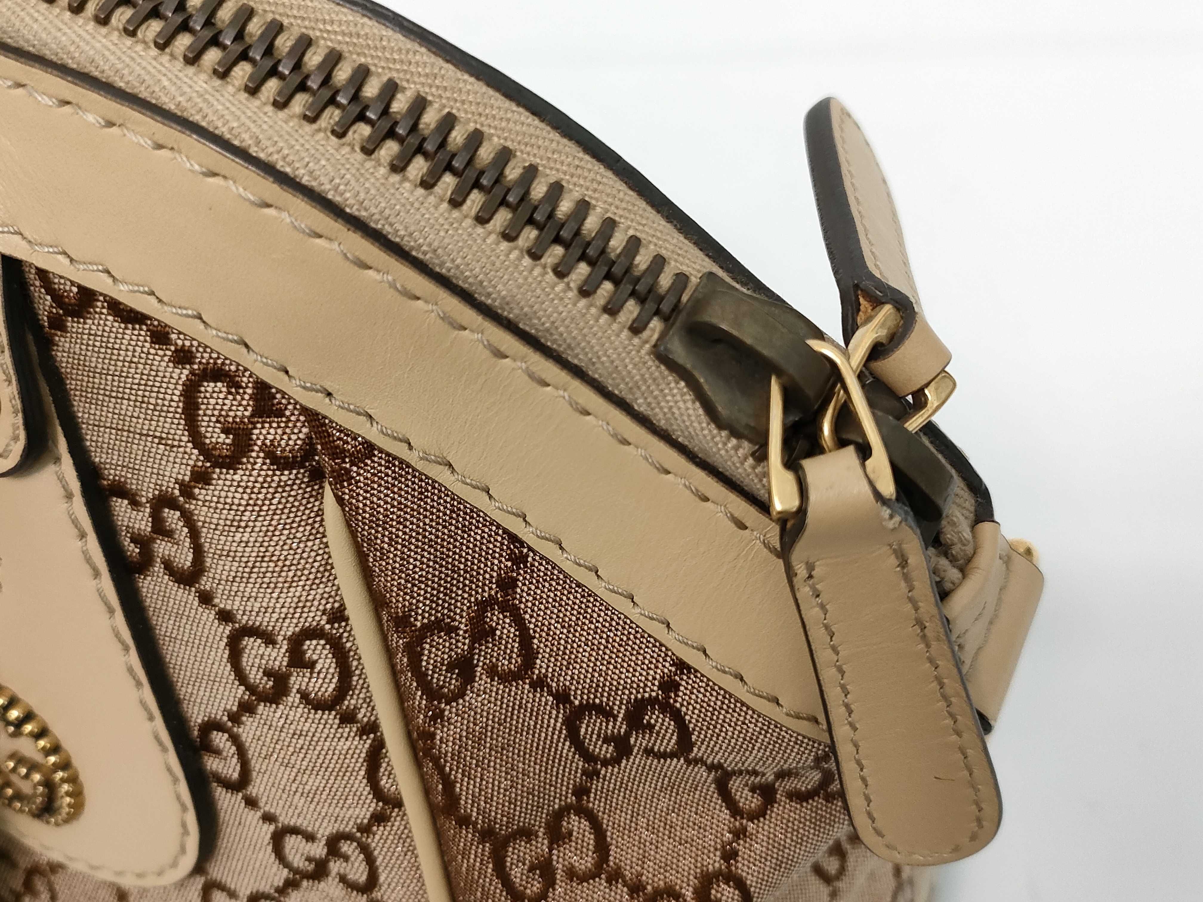 GG Canvas Bag Handbag — view 7