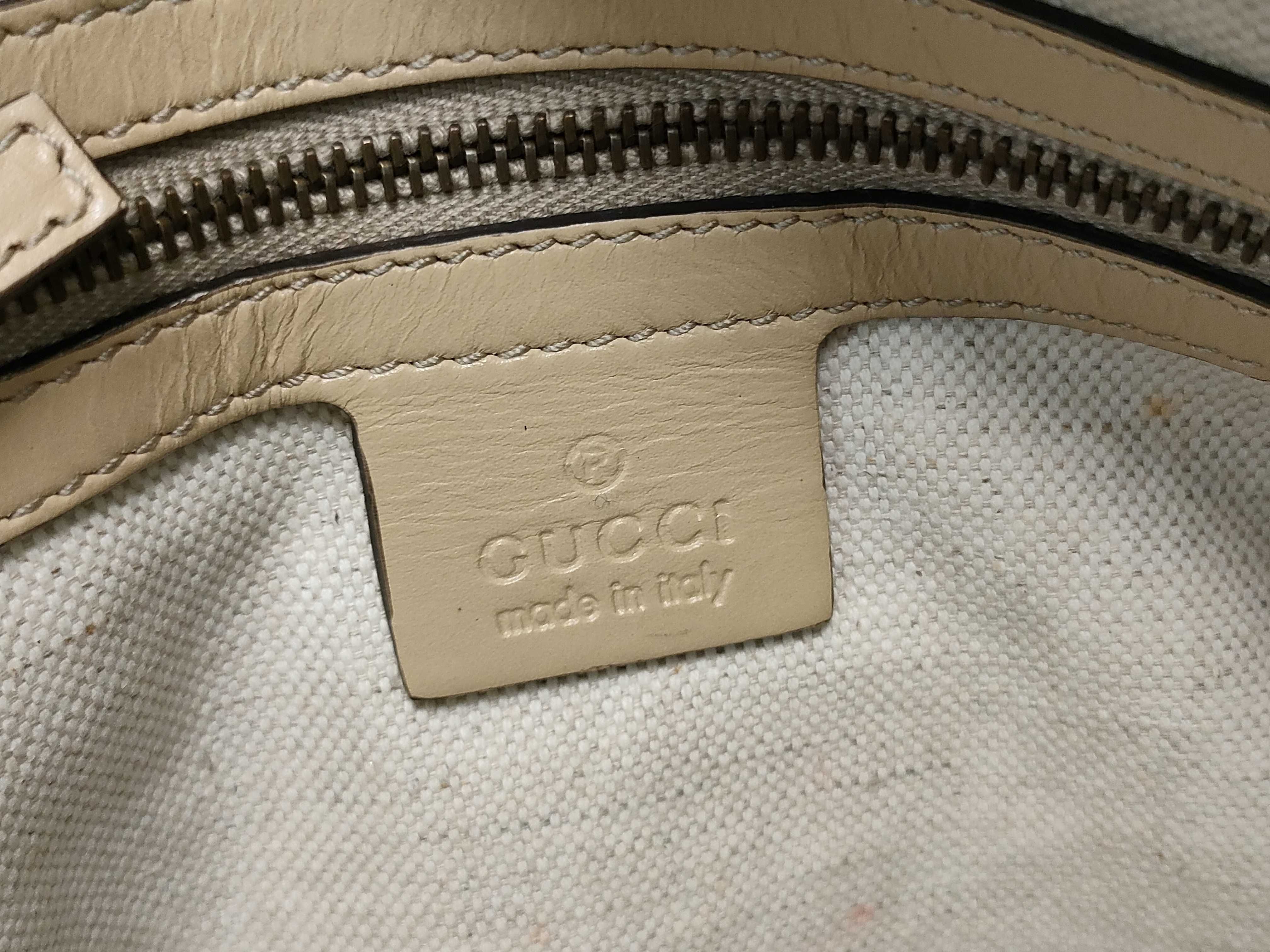 GG Canvas Bag Handbag — view 10