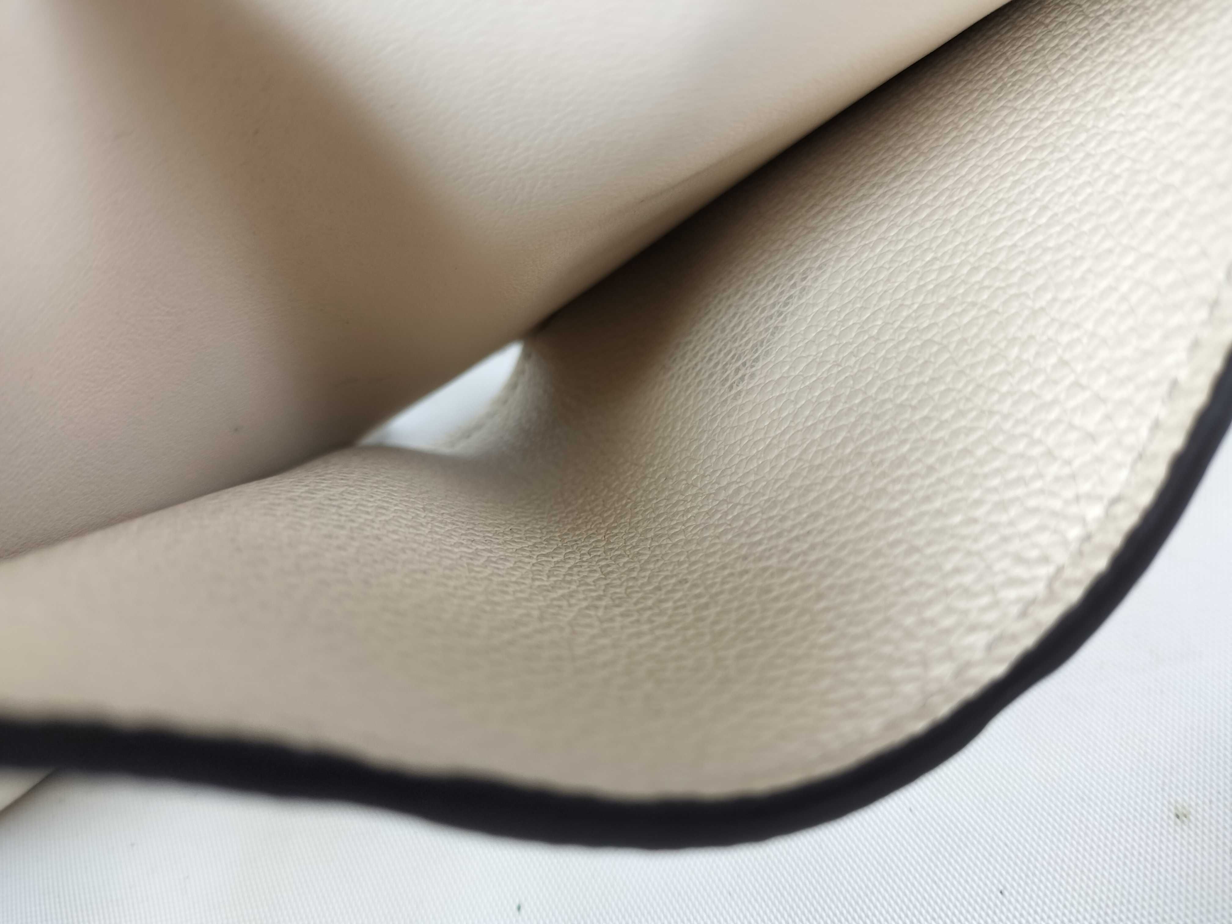 Portefeuille Métis Compact/M81071/Boxed Wallet — view 11
