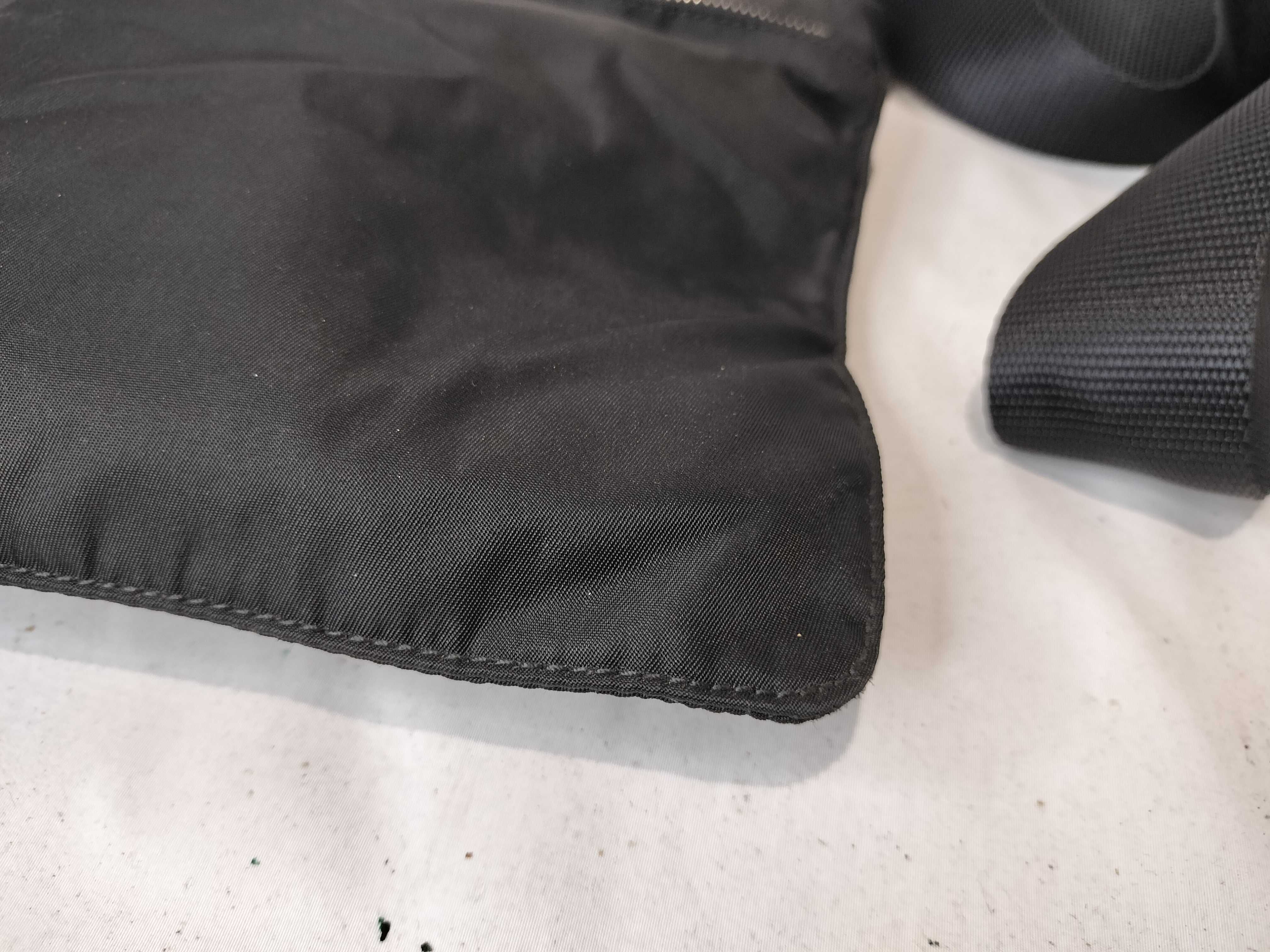 Nylon Shoulder Bag (No Gusset) — view 7