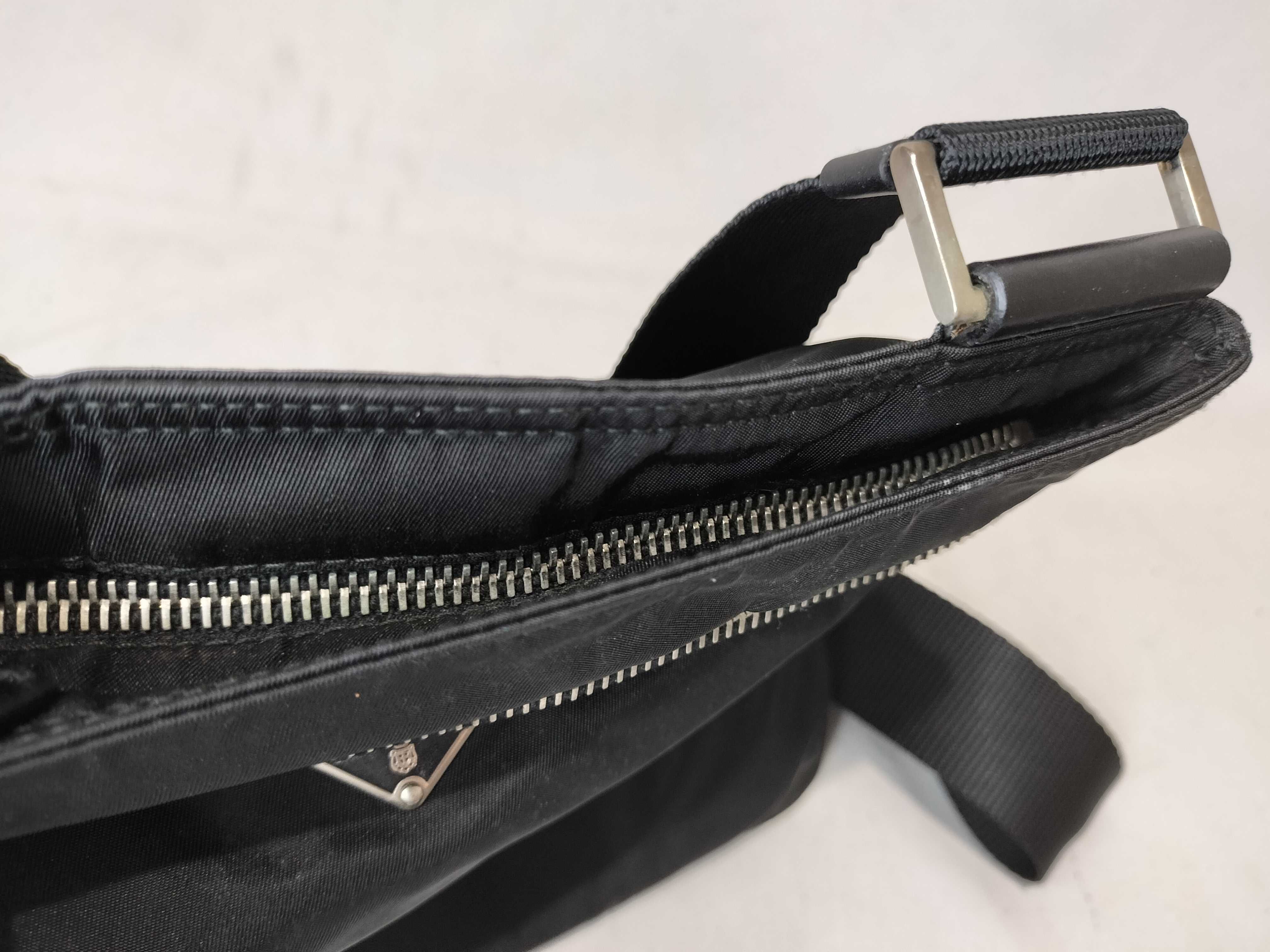 Nylon Shoulder Bag (No Gusset) — view 9