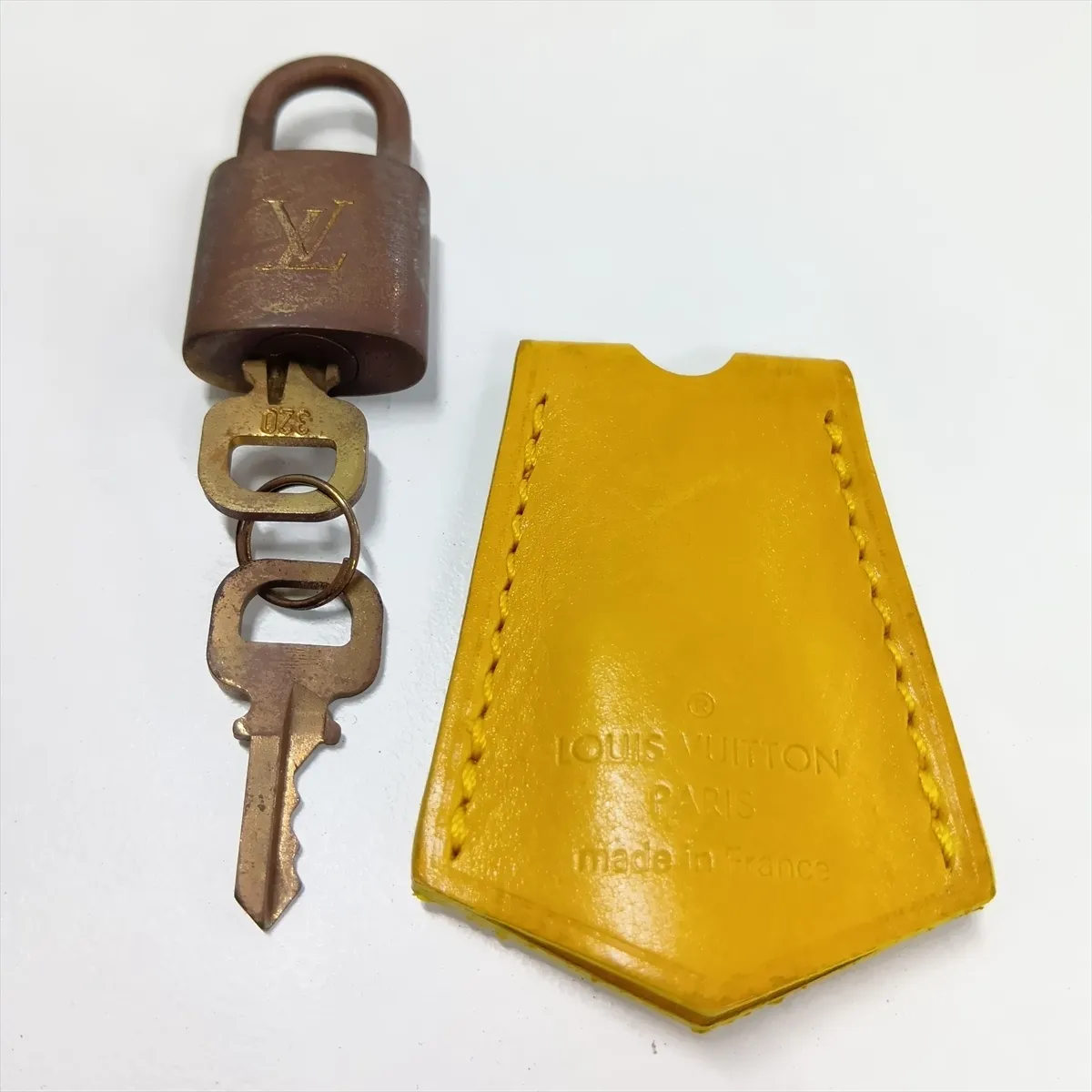 Monogram Pulp Weekender PM M95733 MI5007 Yellow — view 12