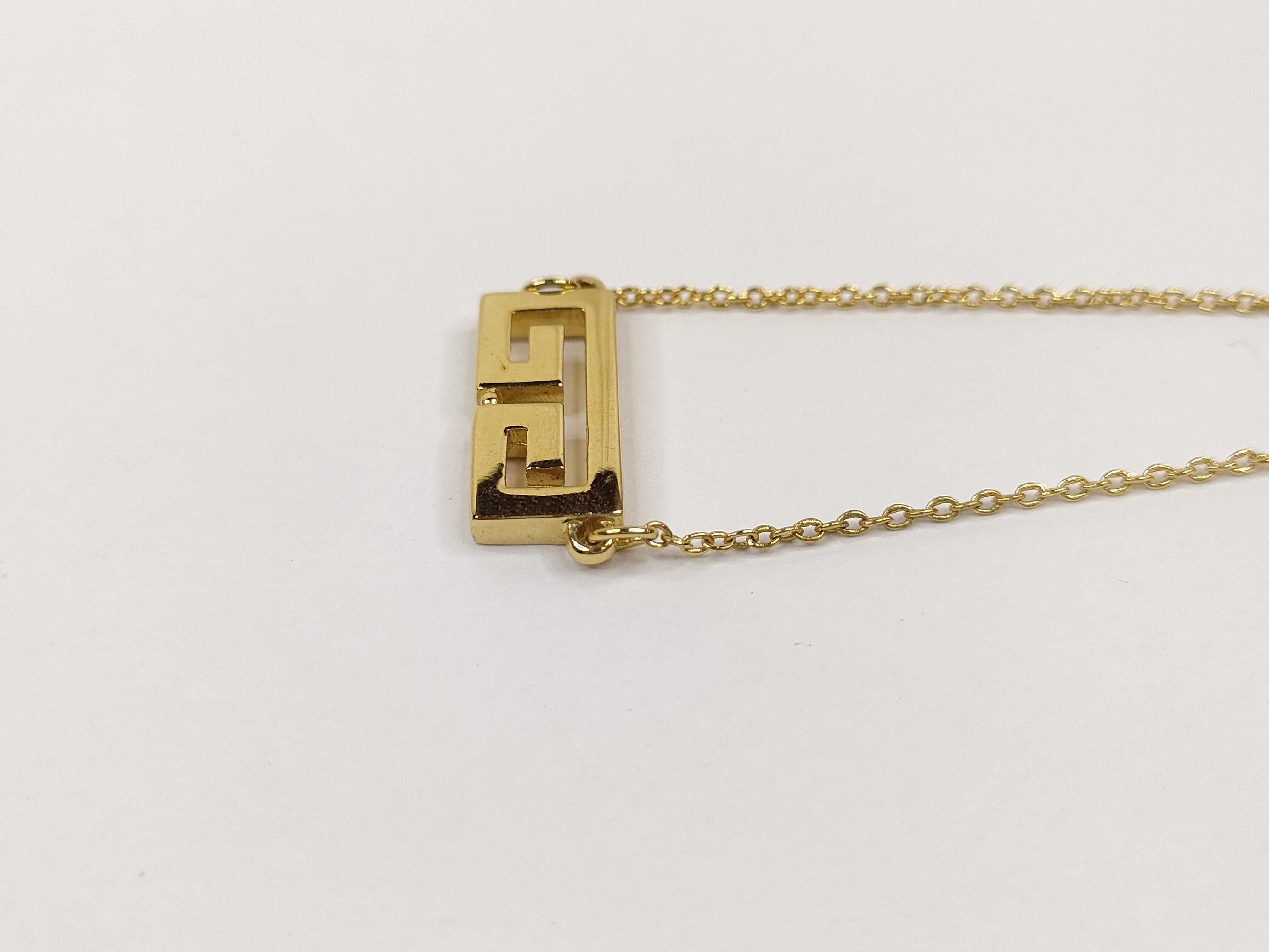 necklace — view 2