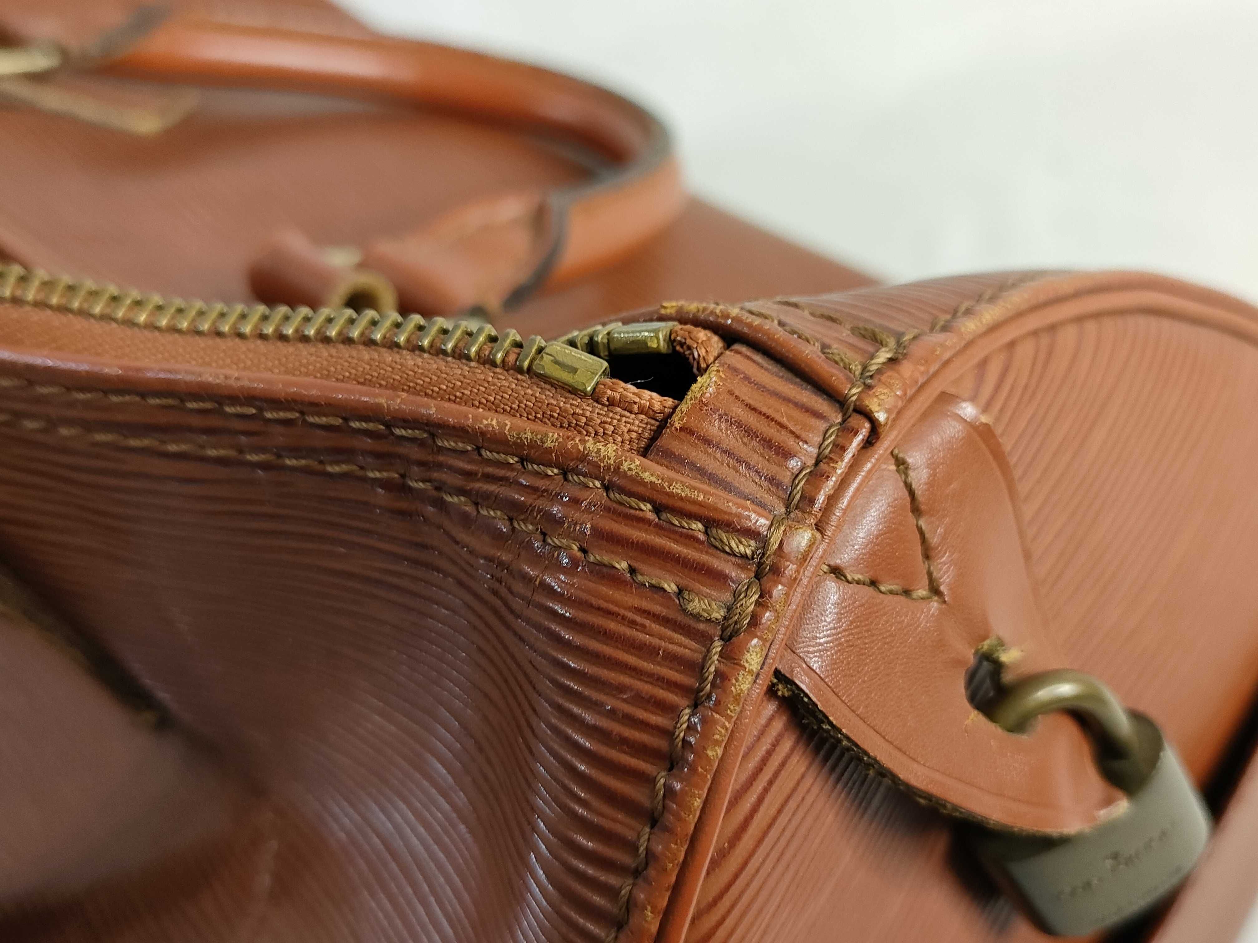 Epi Leather Handbag, Speedy 30, Kenya Brown, N43003 — view 15