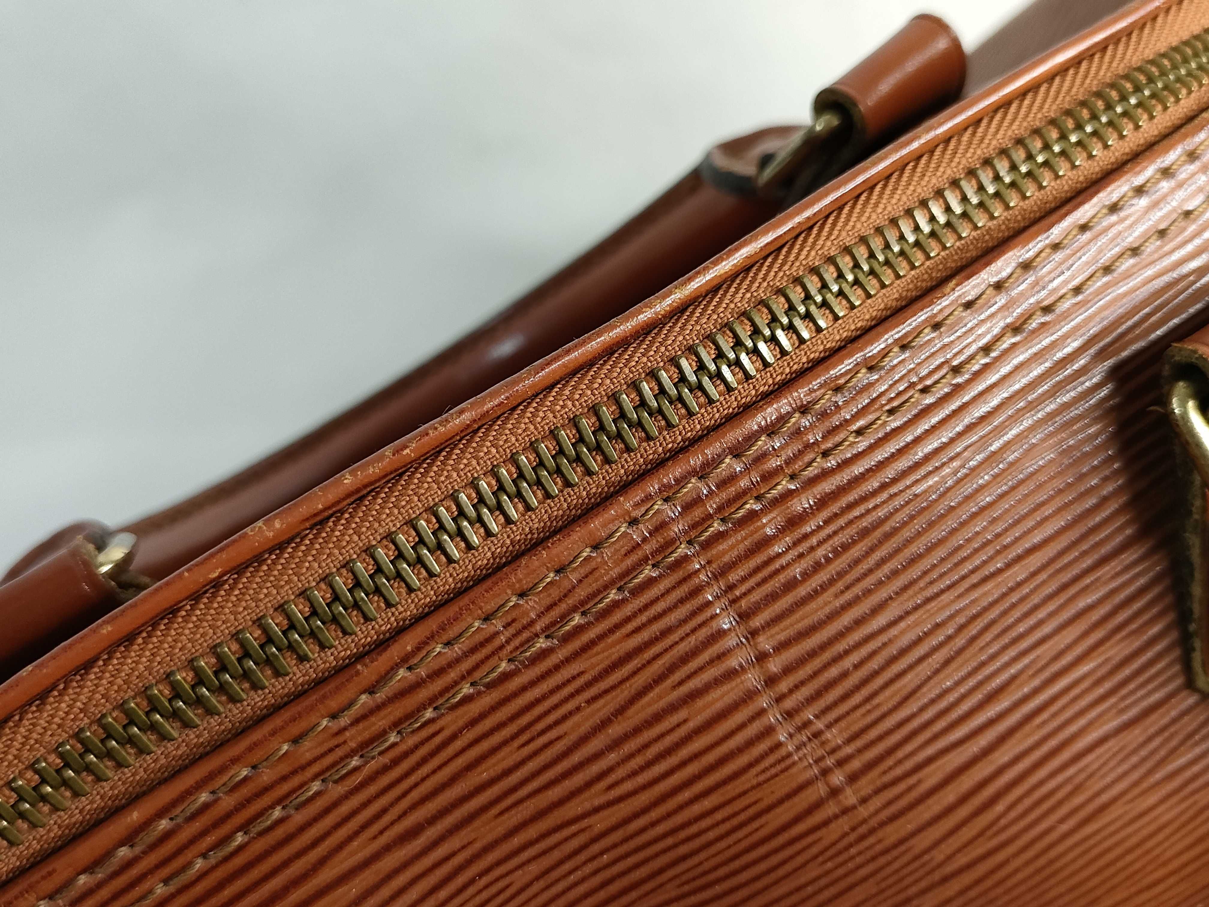 Epi Leather Handbag, Speedy 30, Kenya Brown, N43003 — view 8