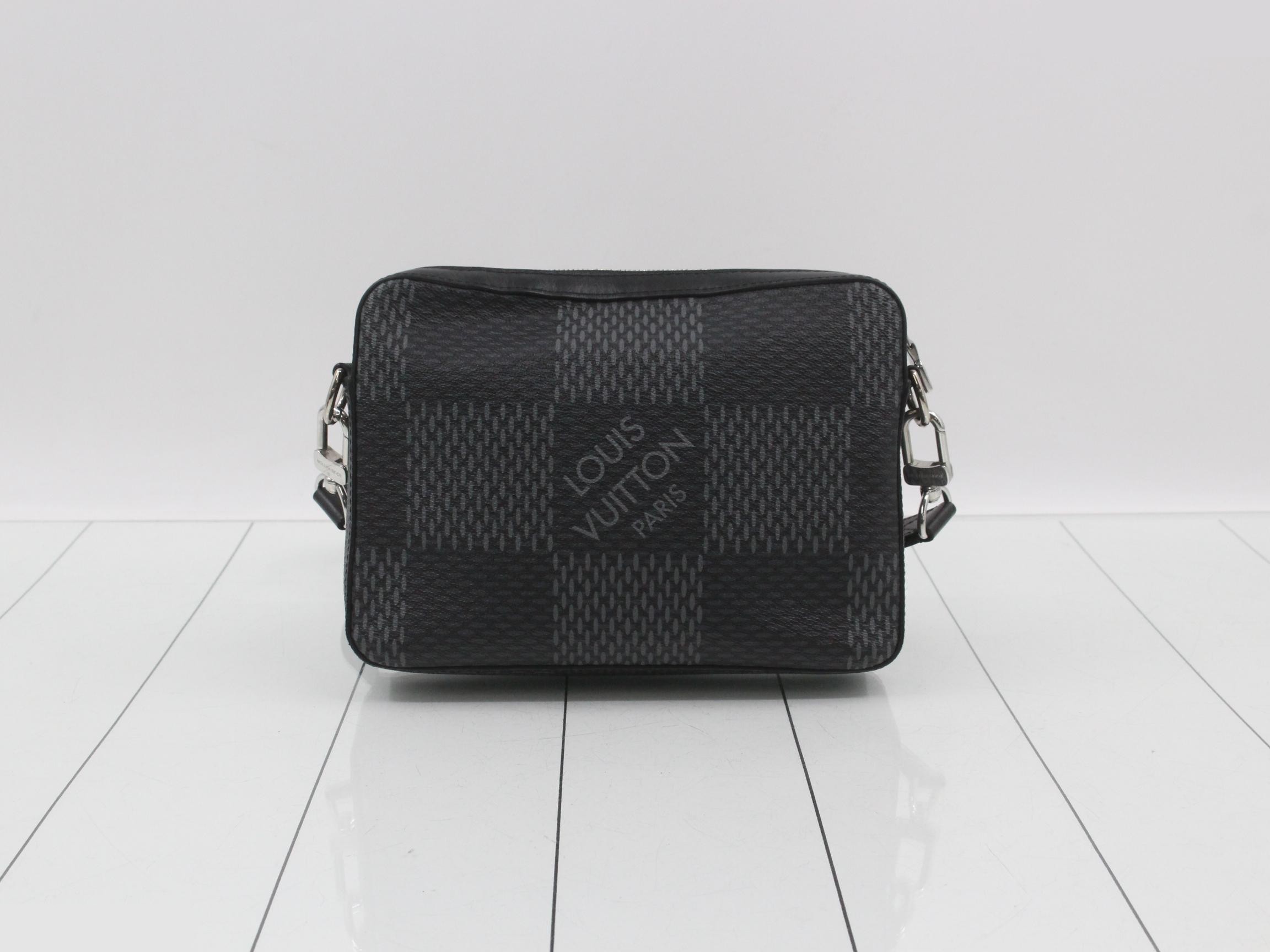 LV Trio Messenger Damier Graphite N50017 Black — view 2