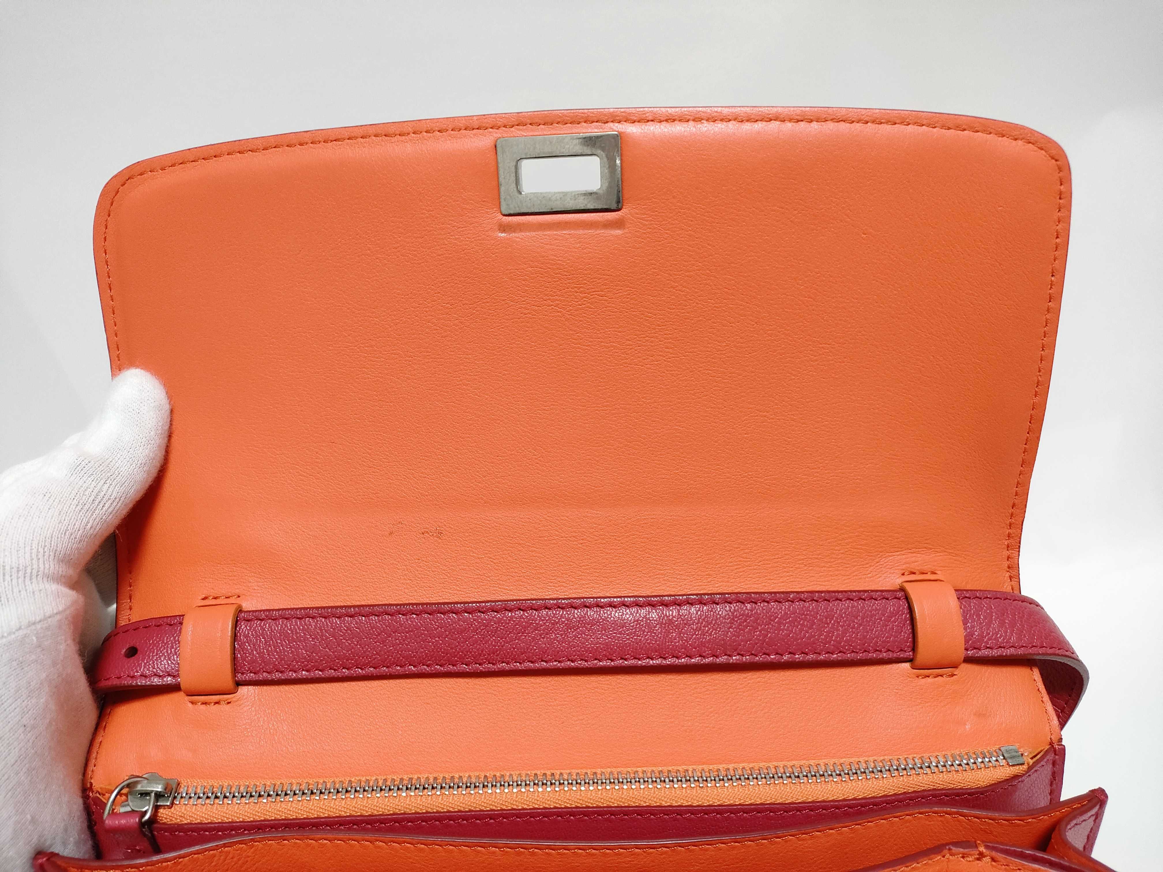 Classic Box Medium Leather Shoulder Bag — view 8