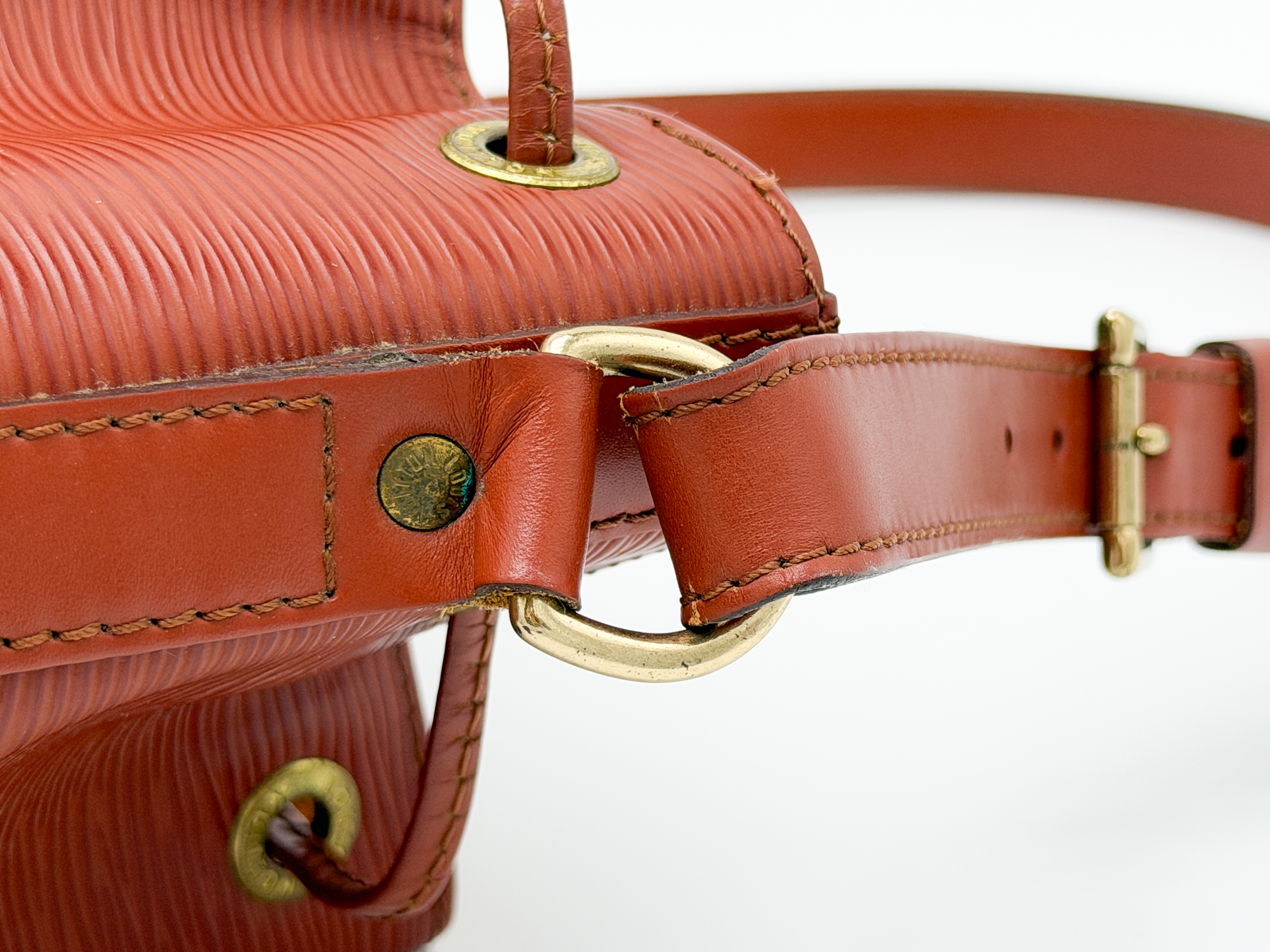 Epi M44003 Noe Kenya Brown Shoulder Bag — view 5