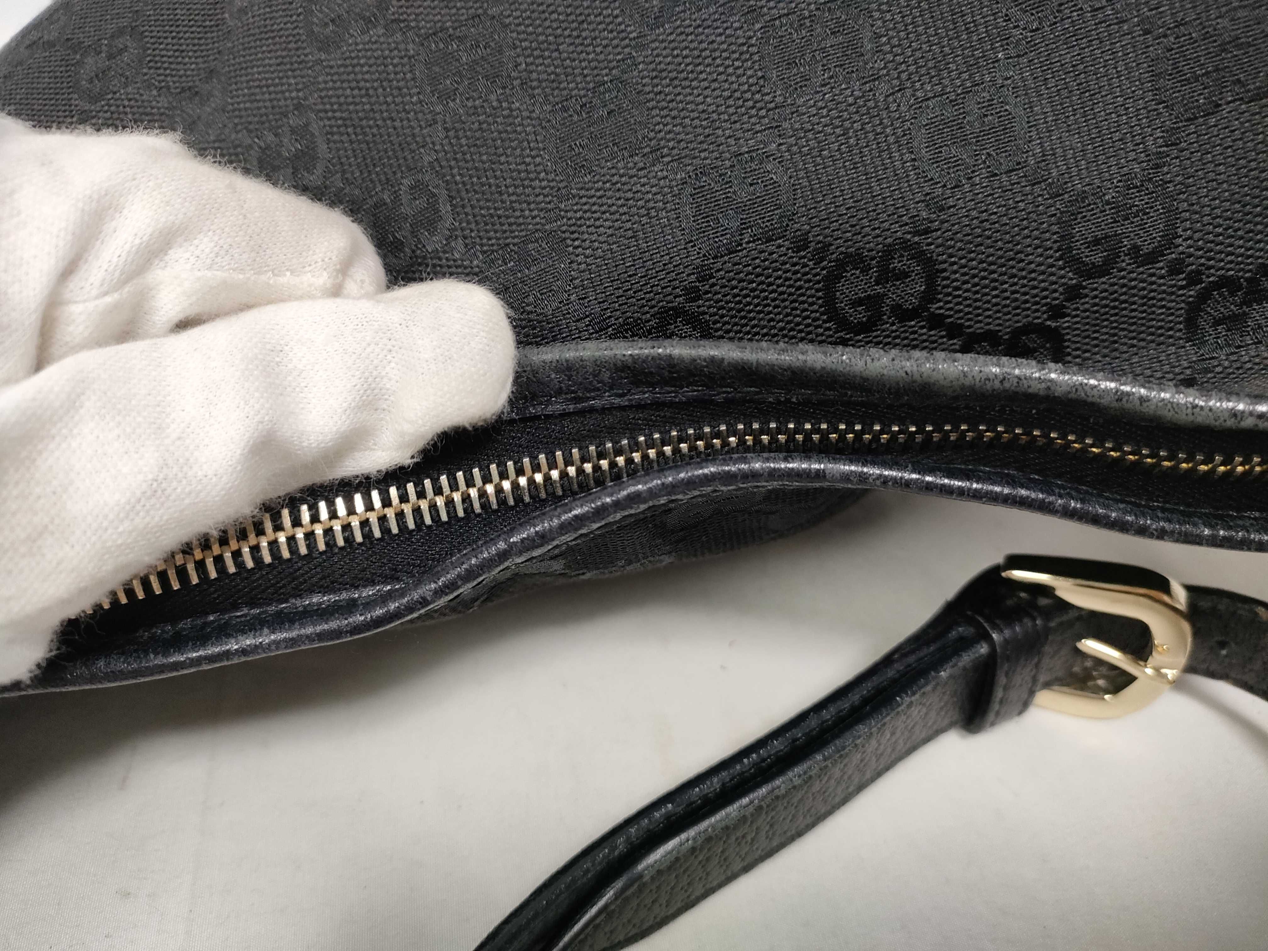 GG Canvas Black Leather Shoulder Bag 131326 — view 13