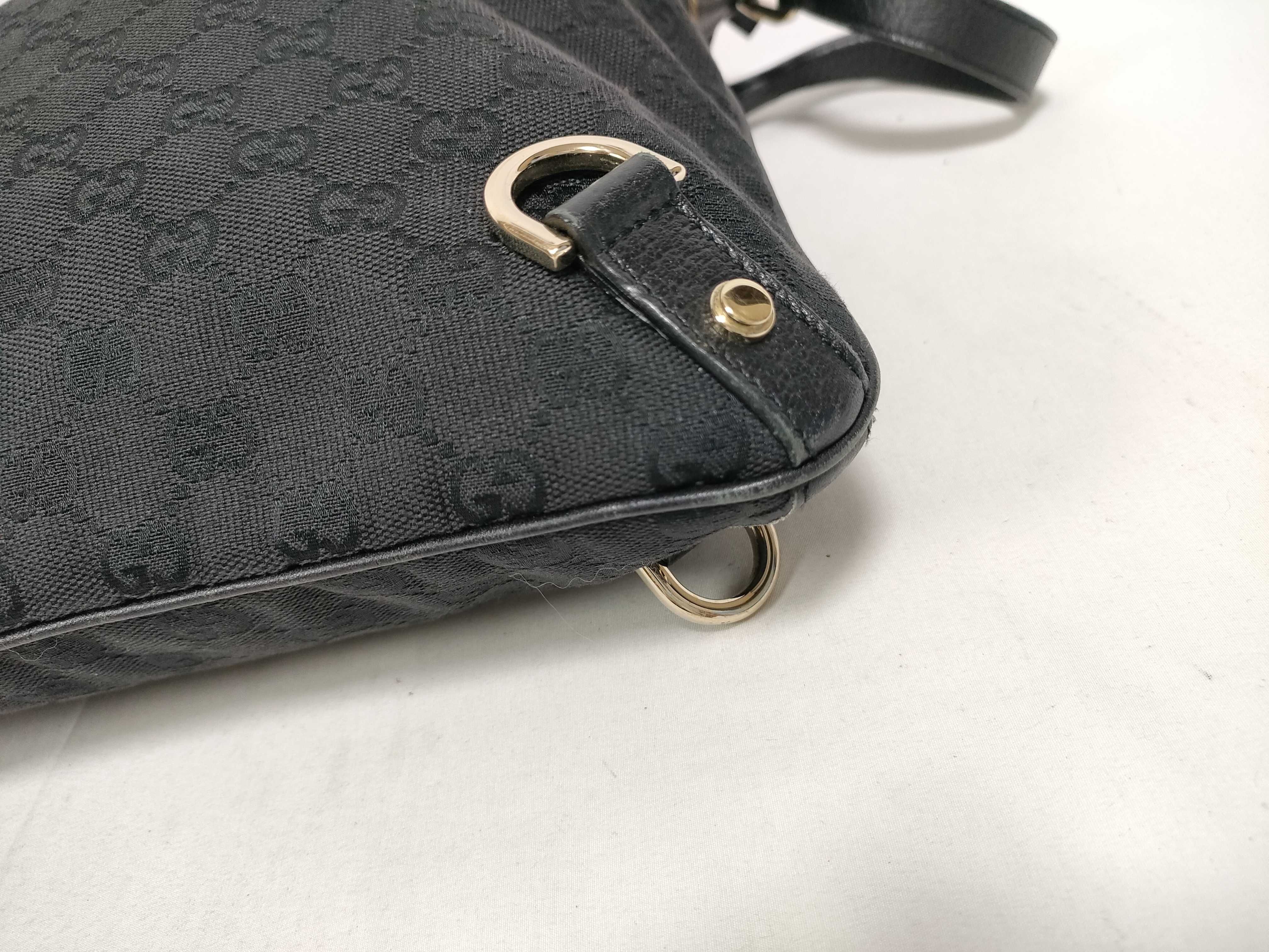 GG Canvas Black Leather Shoulder Bag 131326 — view 4