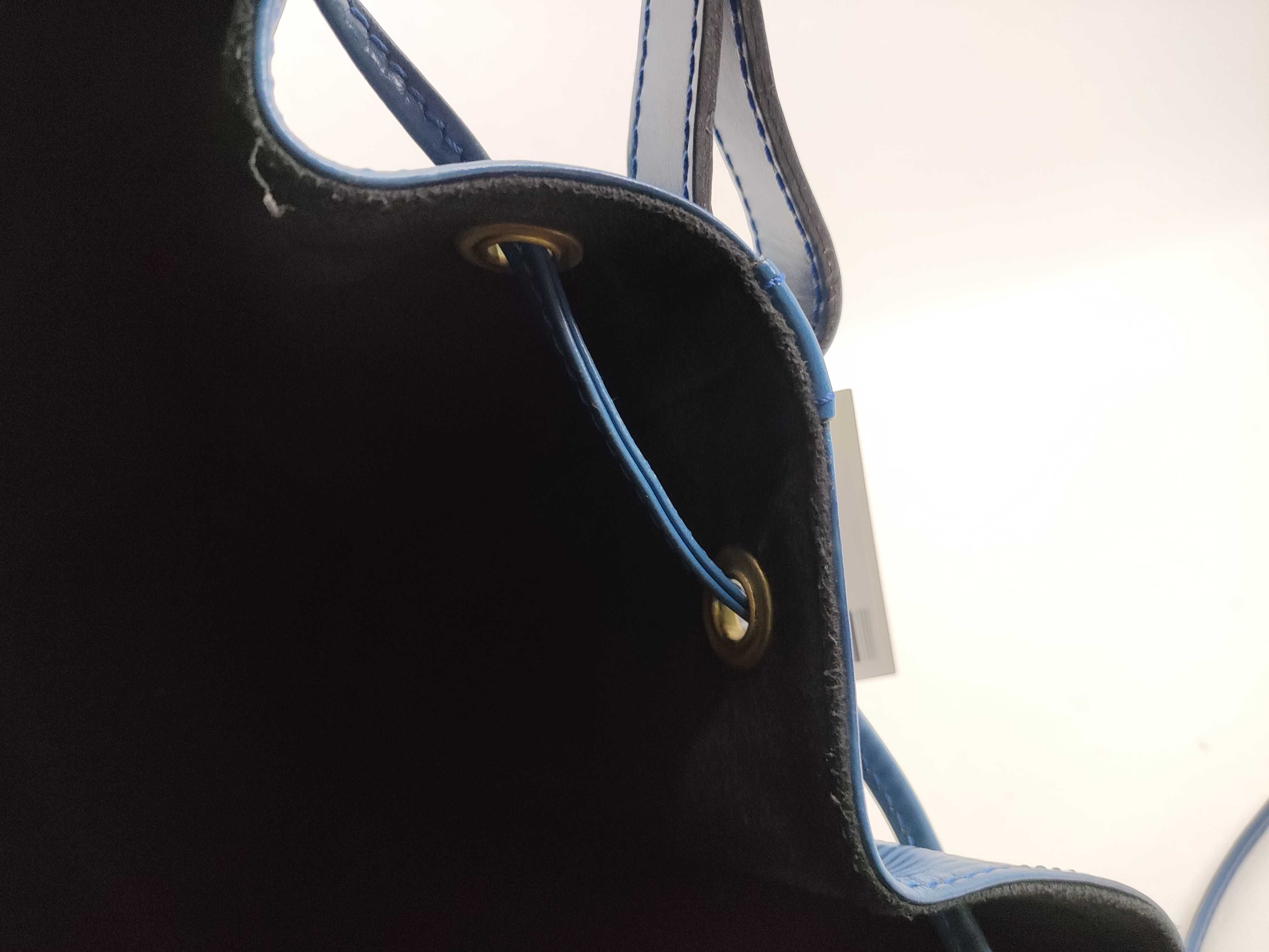 Epi Noé Shoulder Bag — view 11