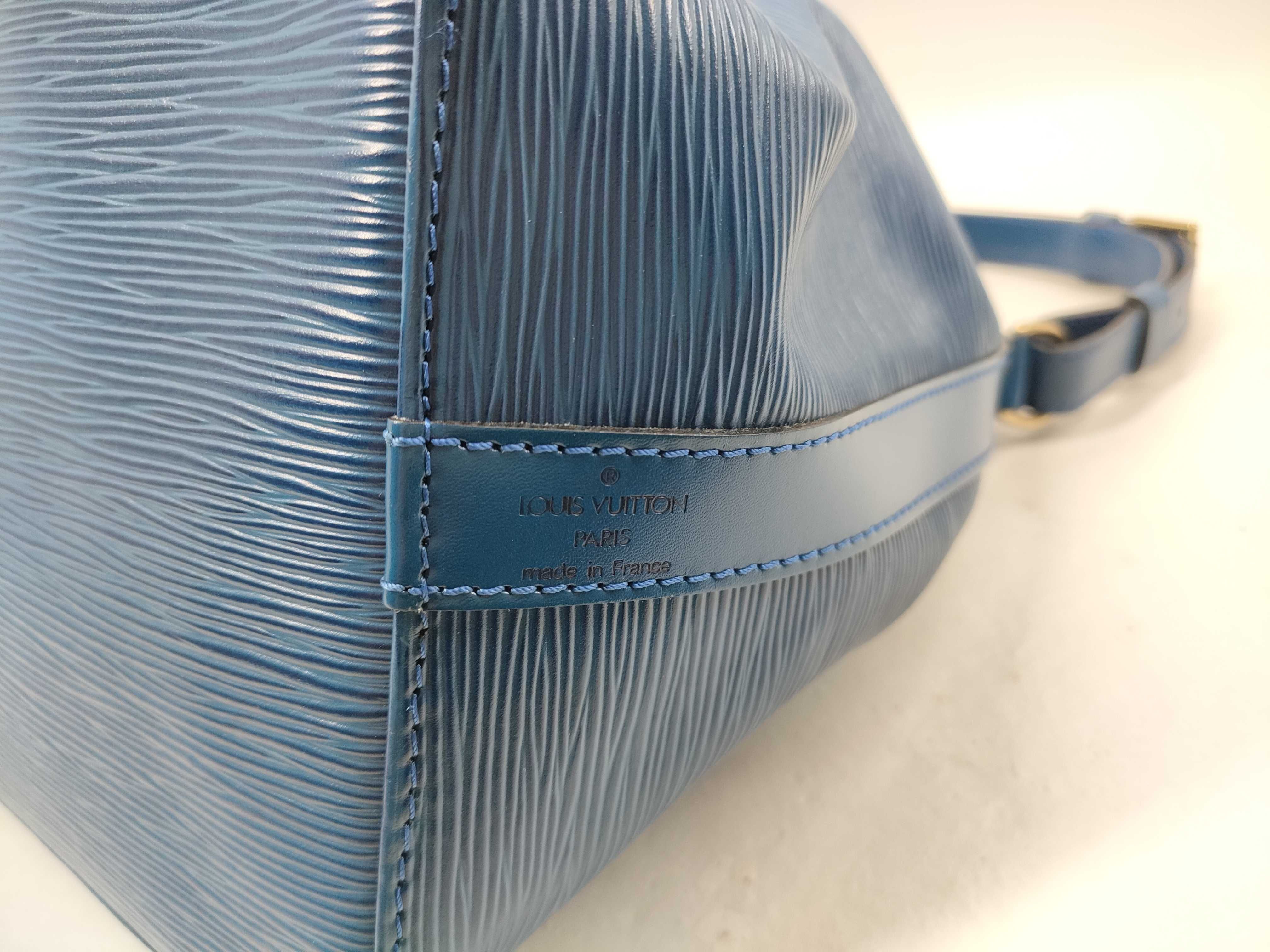 Epi Noé Shoulder Bag — view 5