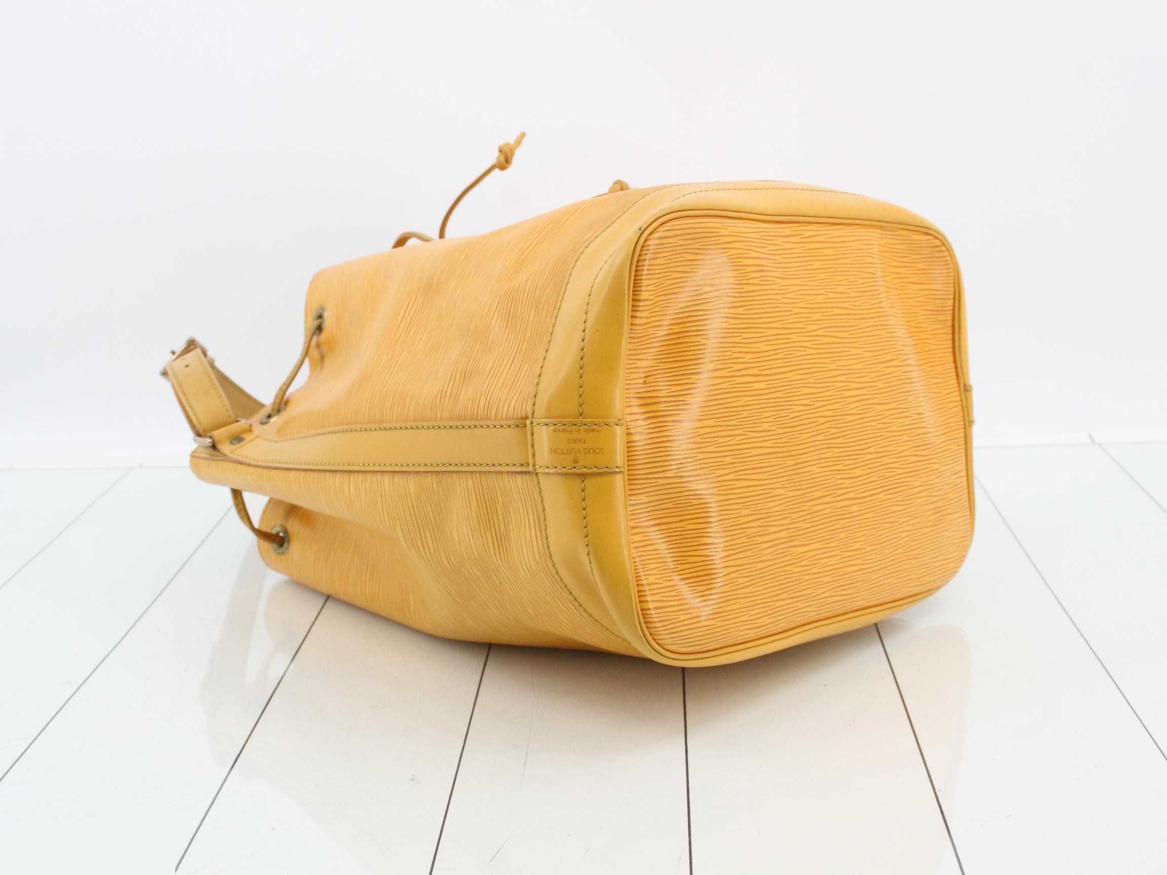 Epi Noe Shoulder Bag, Yellow — view 5