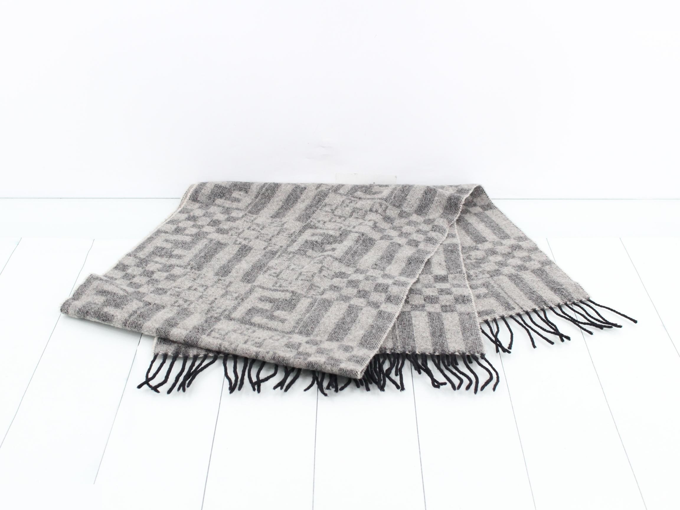 Zucca Scarf (with tags) — view 3