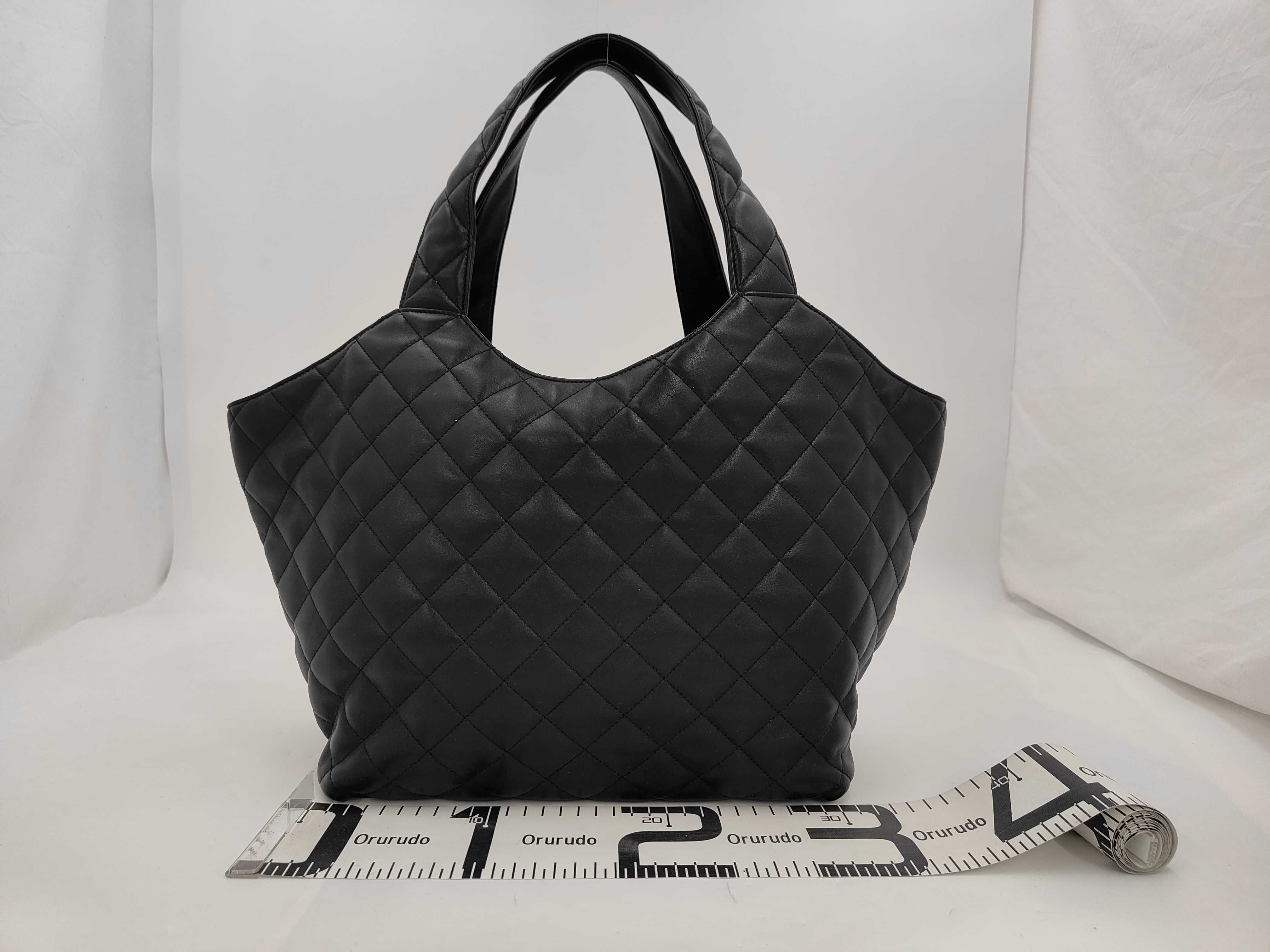 ICARE Black Quilted Lambskin Leather Large Tote Bag with Sub-Bag — view 2