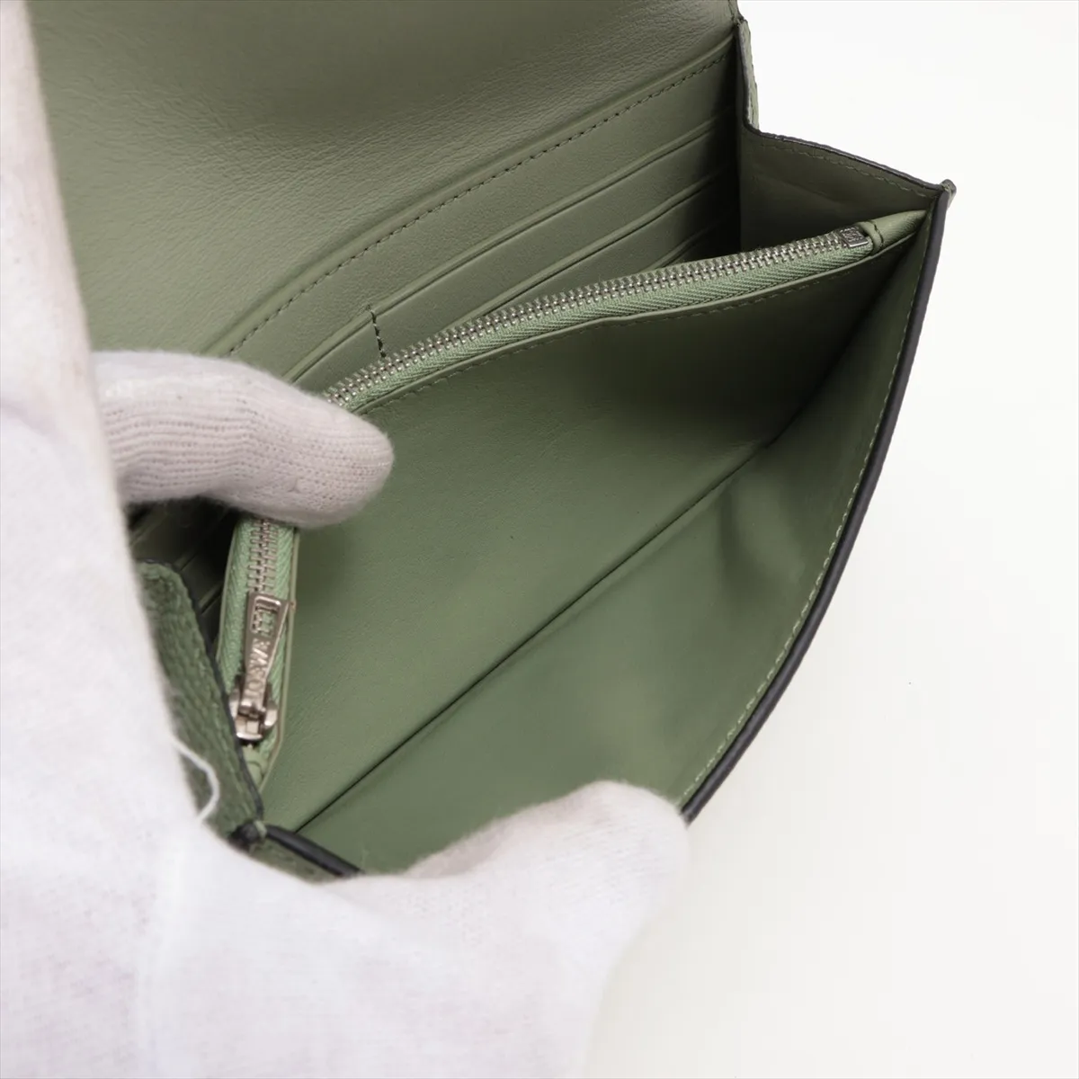 Anagram Continental Wallet Leather Long Wallet Green — view 6
