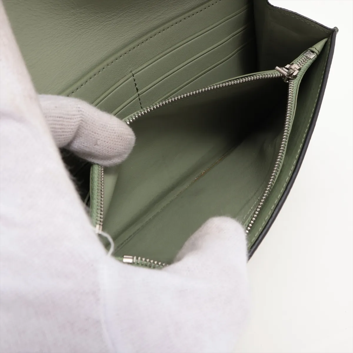 Anagram Continental Wallet Leather Long Wallet Green — view 7