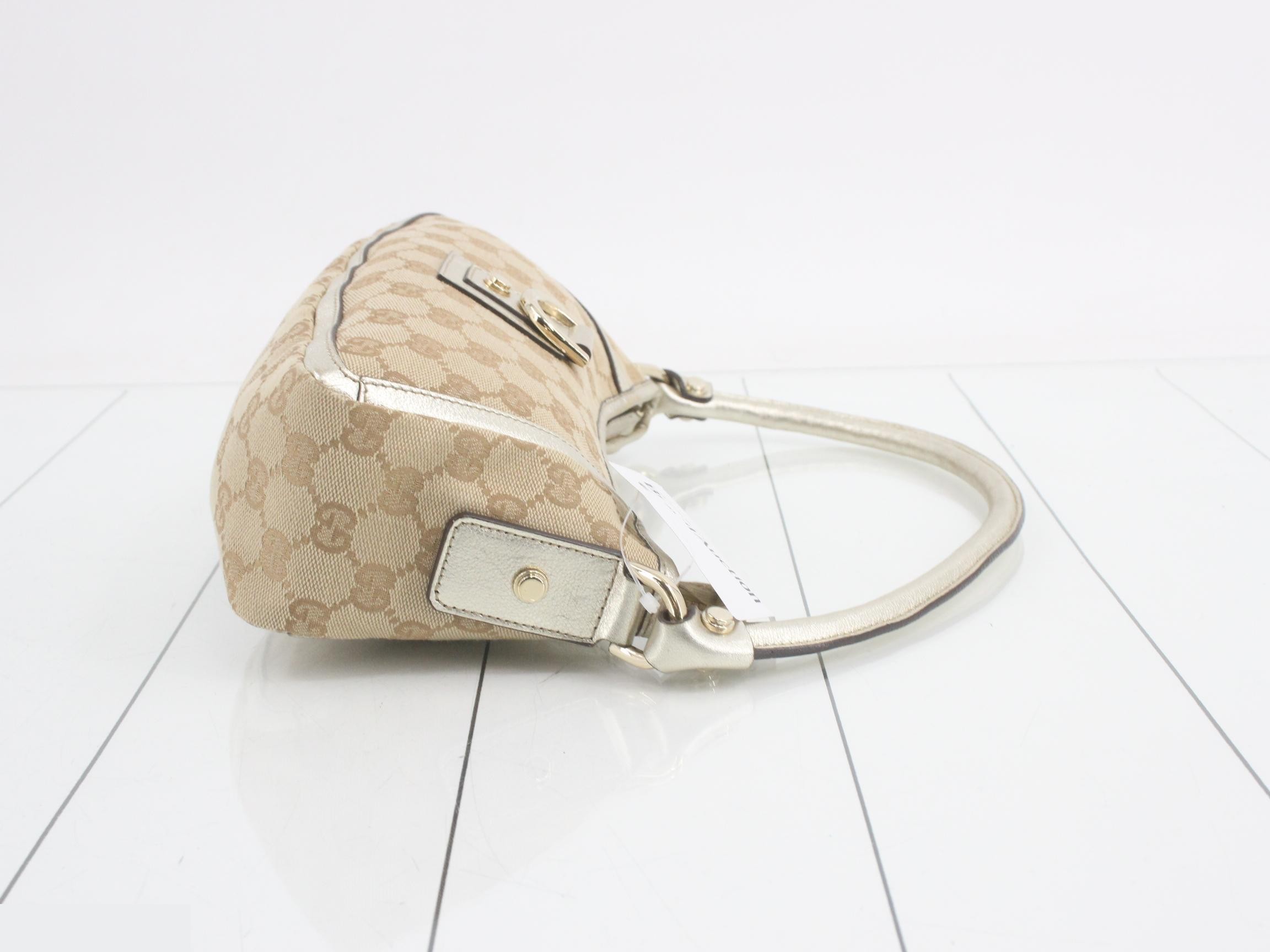 GG Canvas Abbey Handbag — view 3