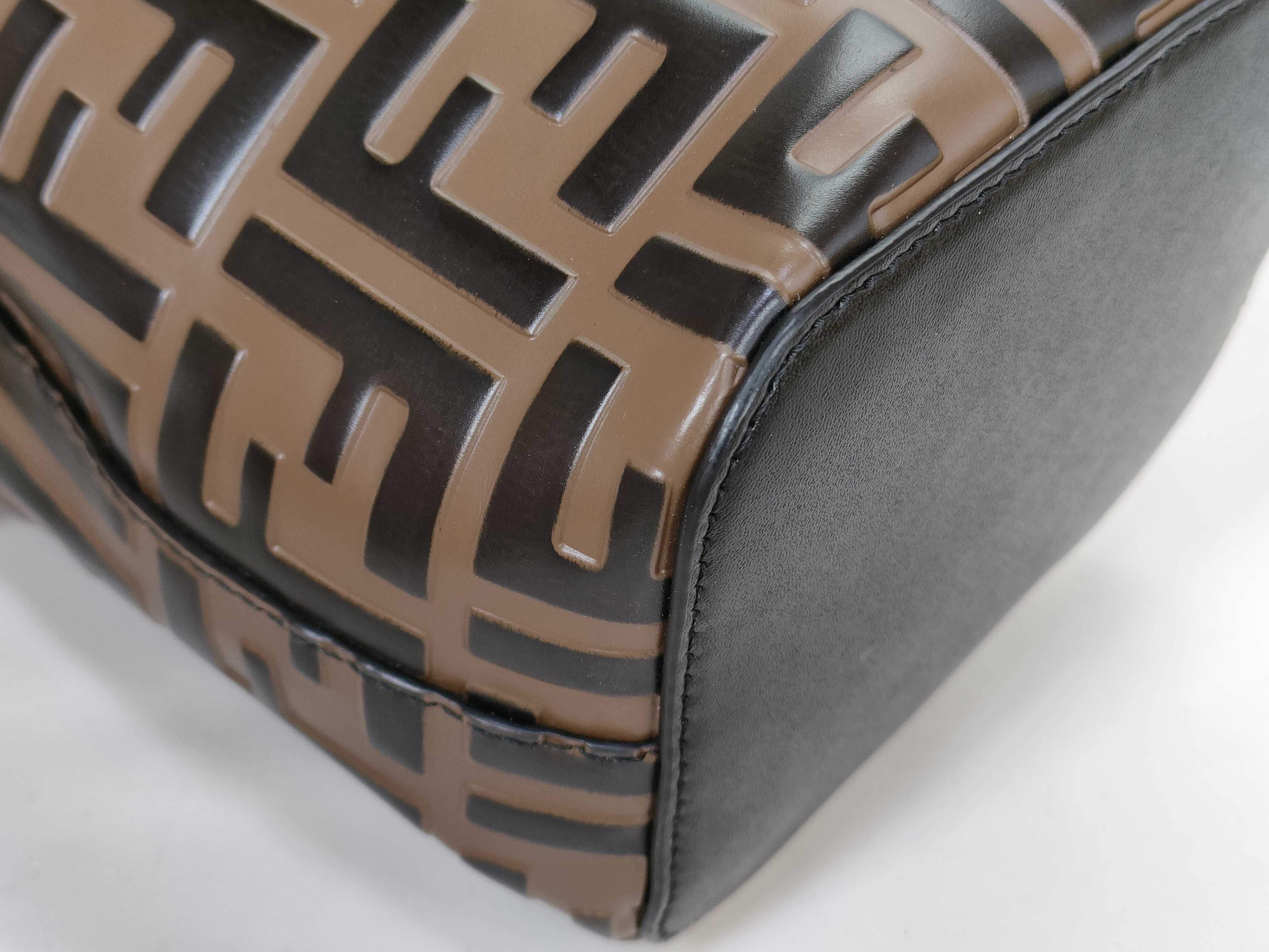 Zucca Shoulder Bag — view 7
