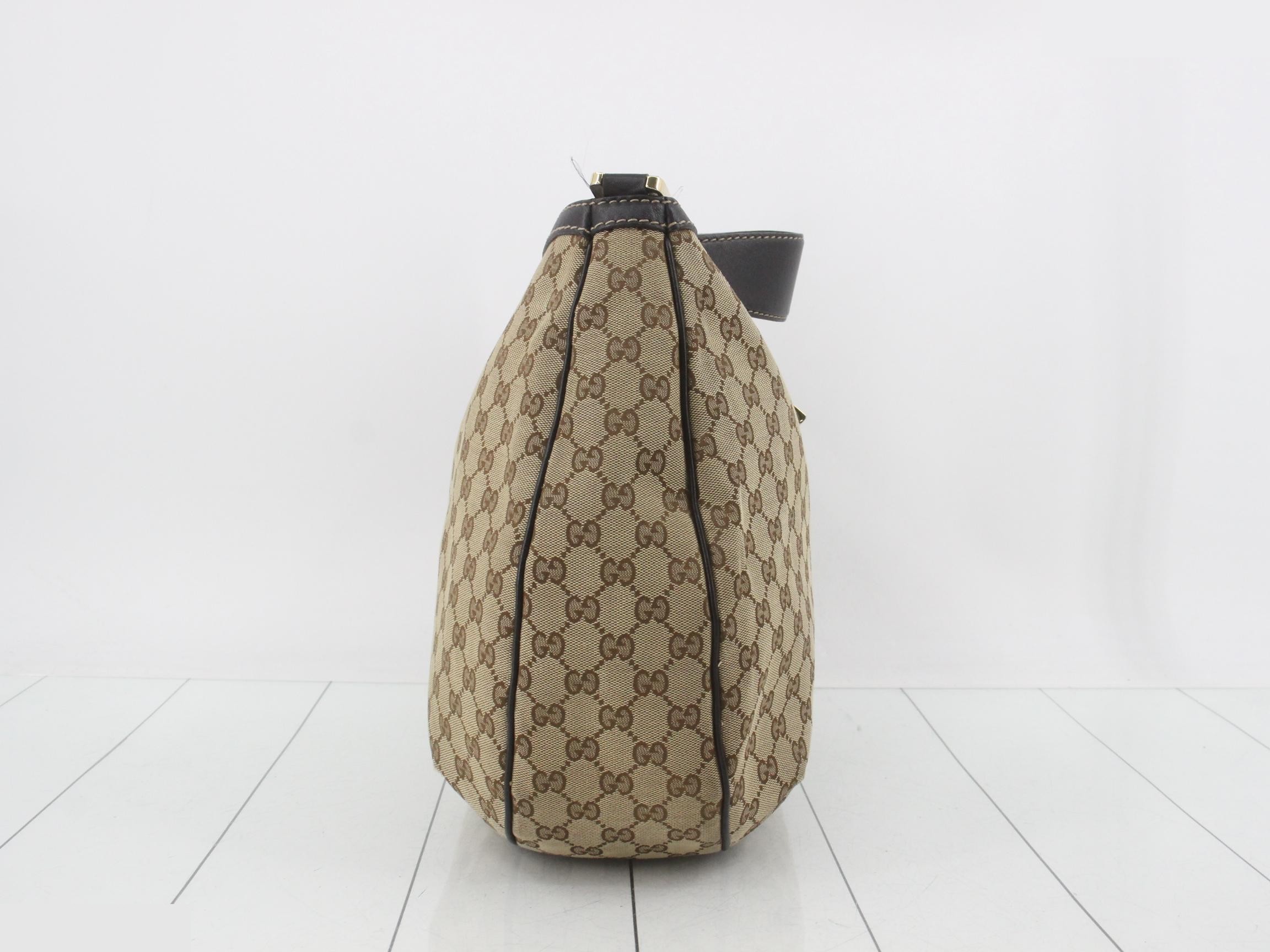 GG Canvas Sherry Shoulder Bag — view 4