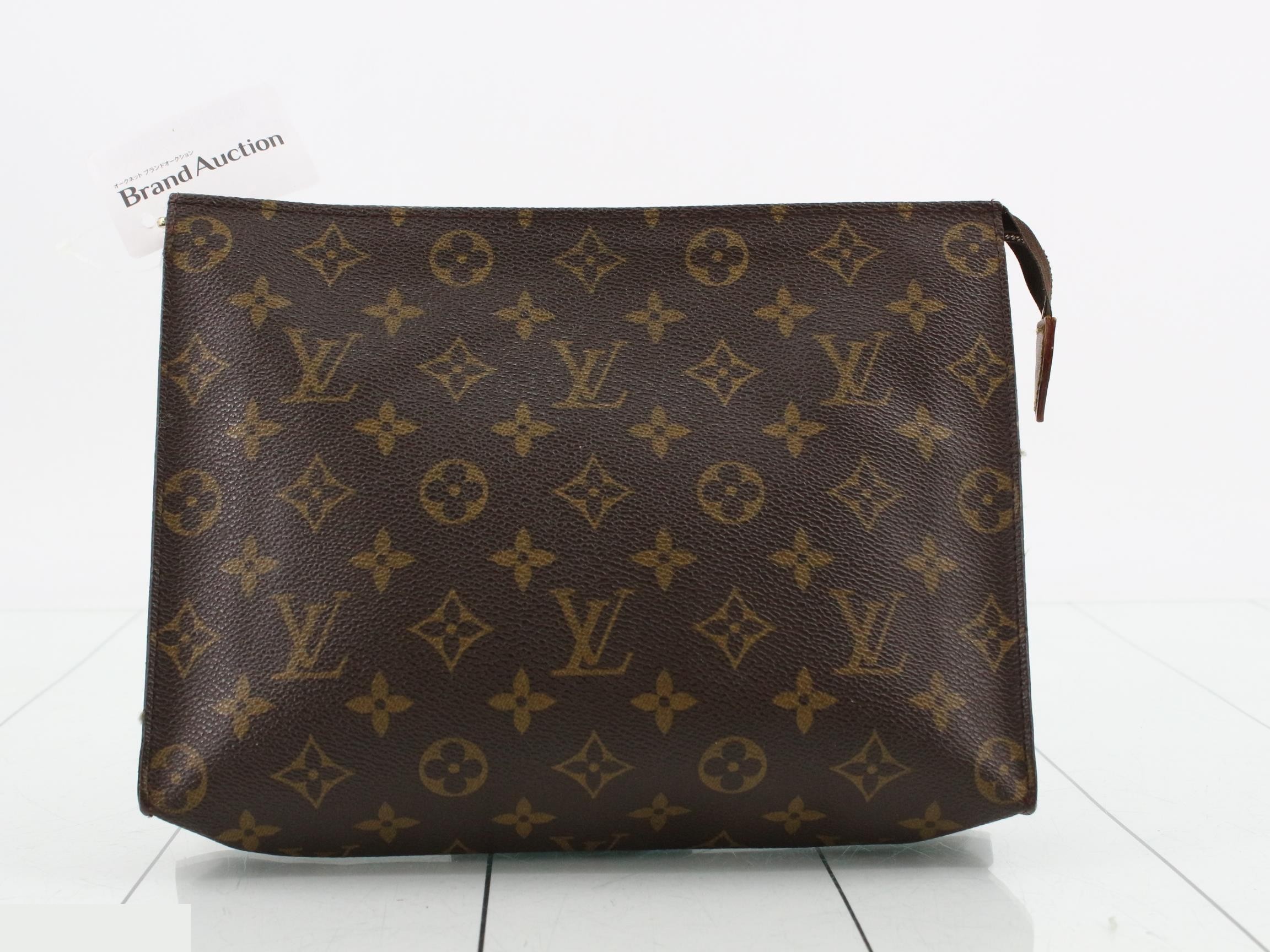 Pochette Toilette 26 Monogram M47542