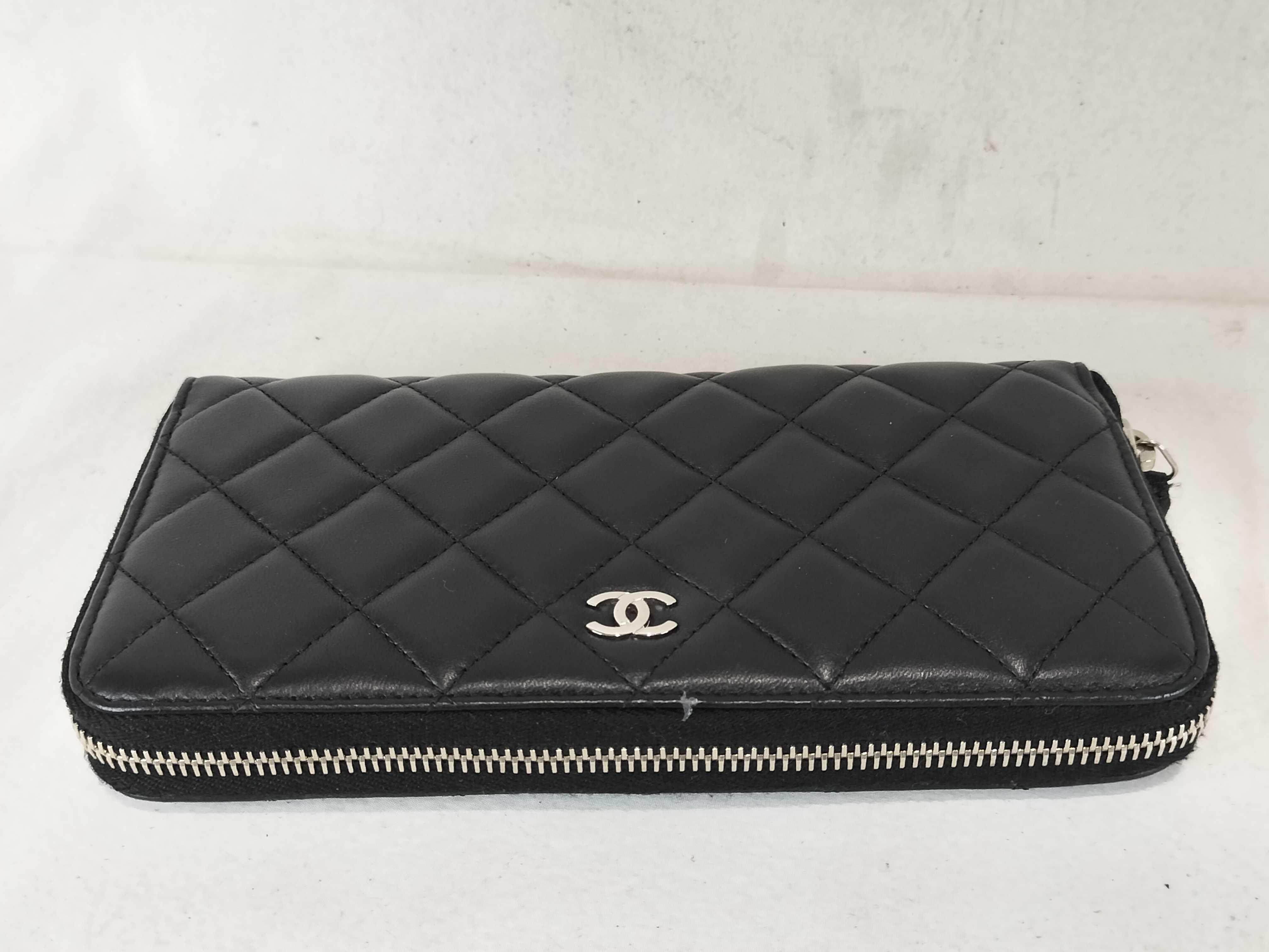 Lambskin Matelassé Round Zip Long Wallet — view 5