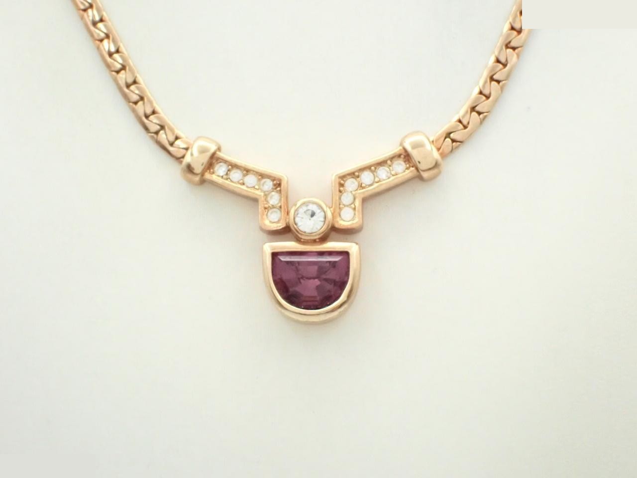 Other lines: Precious metals, necklaces, rhinestones, purple, gold
