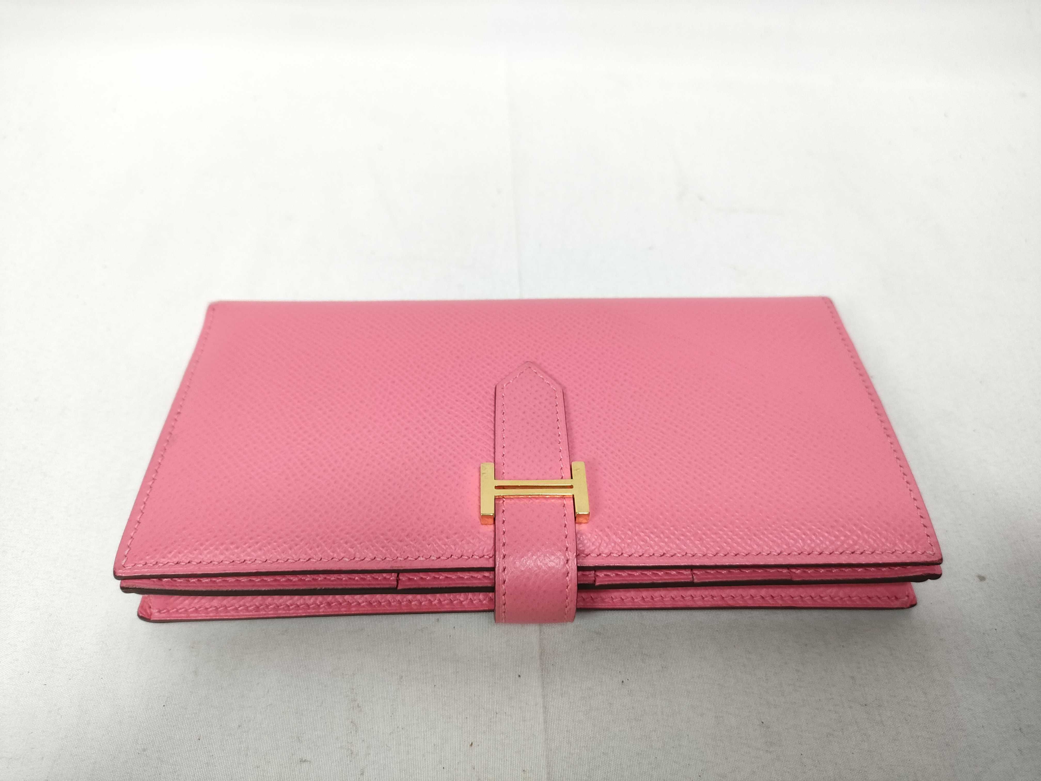 Bearn Soufflé wallet, pink with gold hardware, A stamp. — view 8