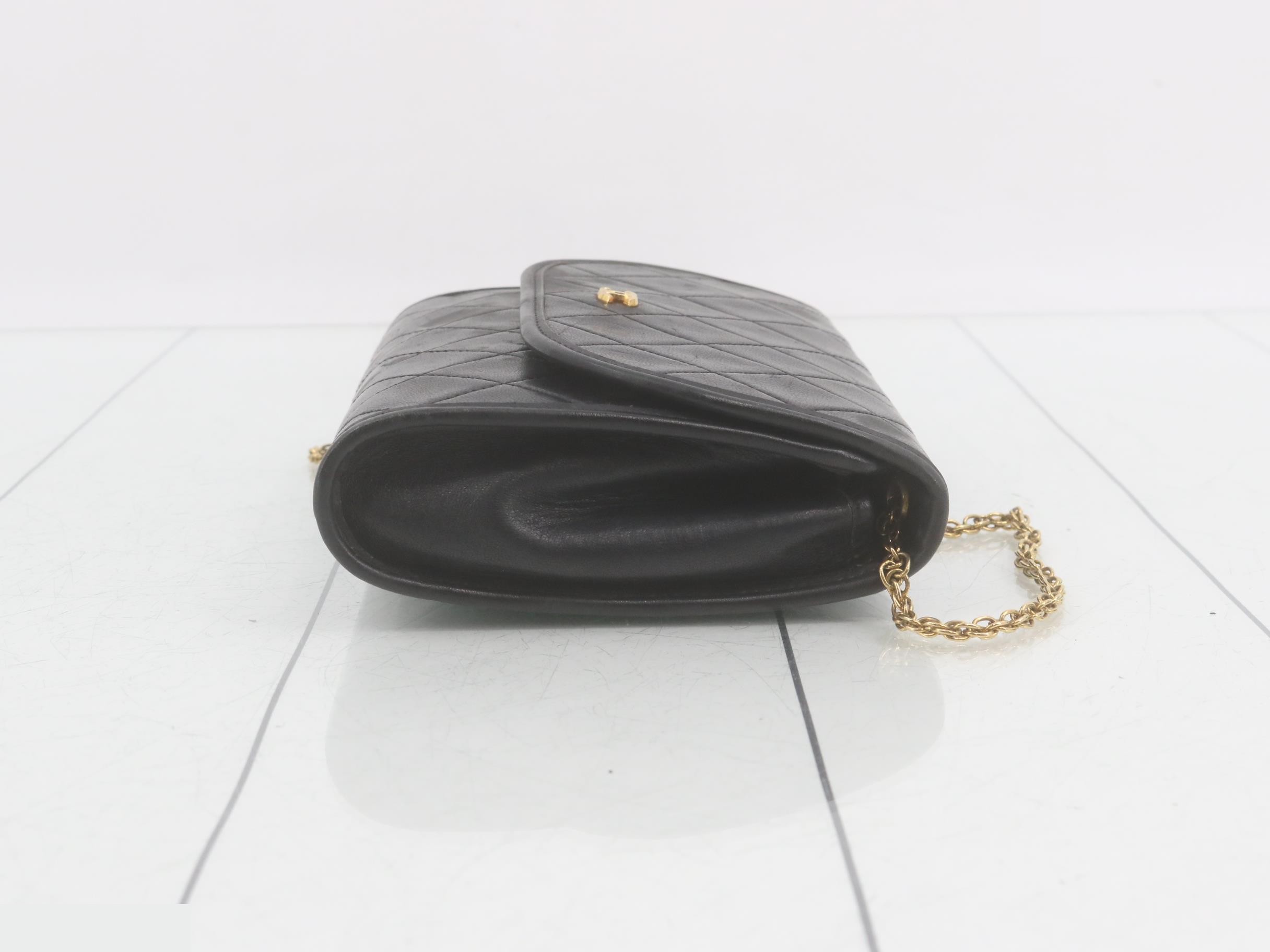 Matelasse shoulder bag — view 3