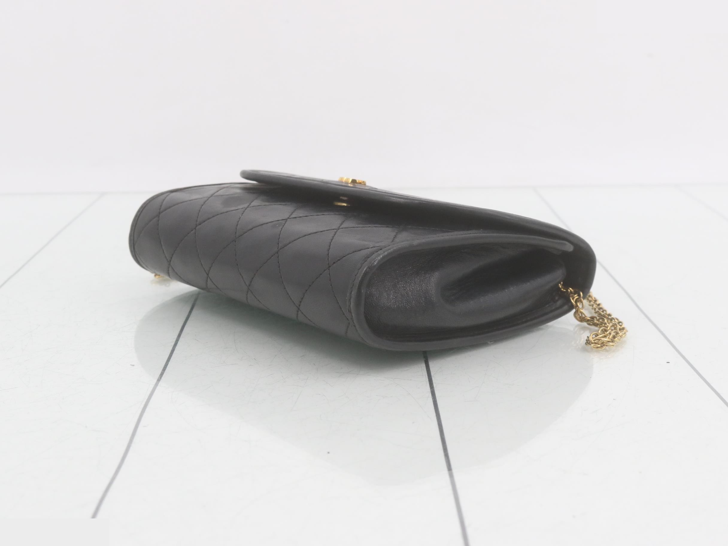 Matelasse shoulder bag — view 6