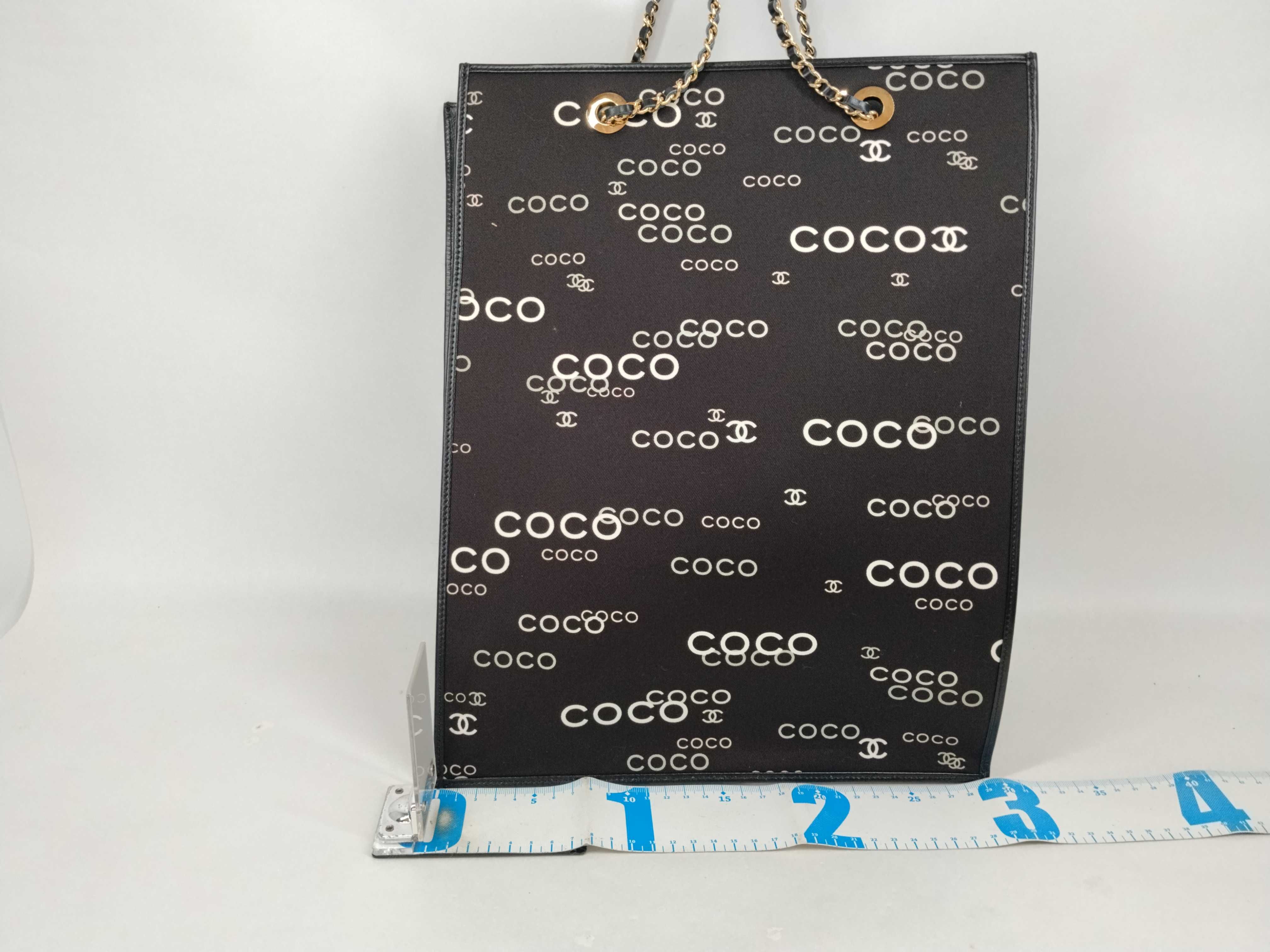 Coco Mark Shoulder Bag CC Coco Mark Logo Flat Shopper Shoulder Bag — view 2