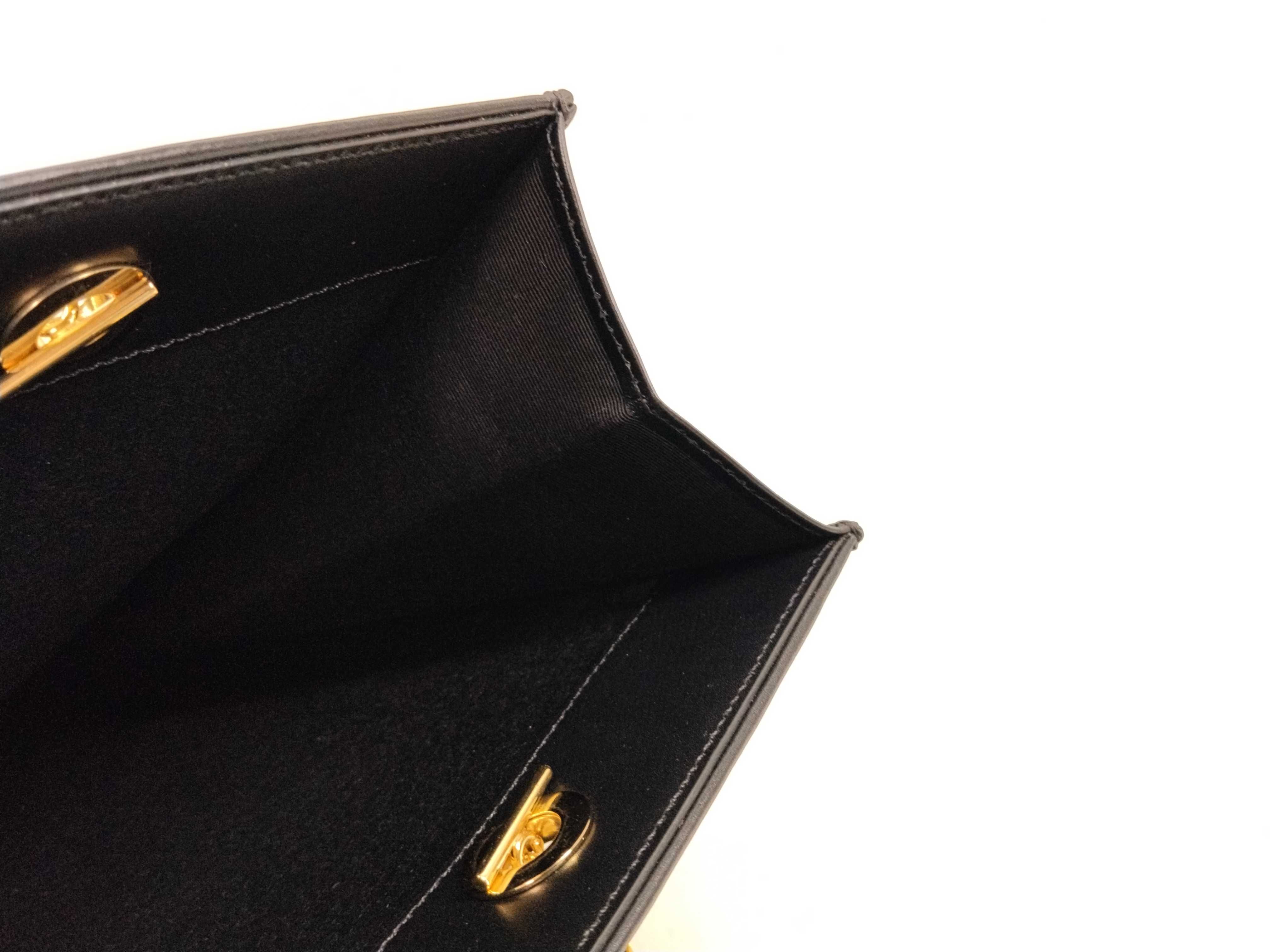 Coco Mark Shoulder Bag CC Coco Mark Logo Flat Shopper Shoulder Bag — view 9