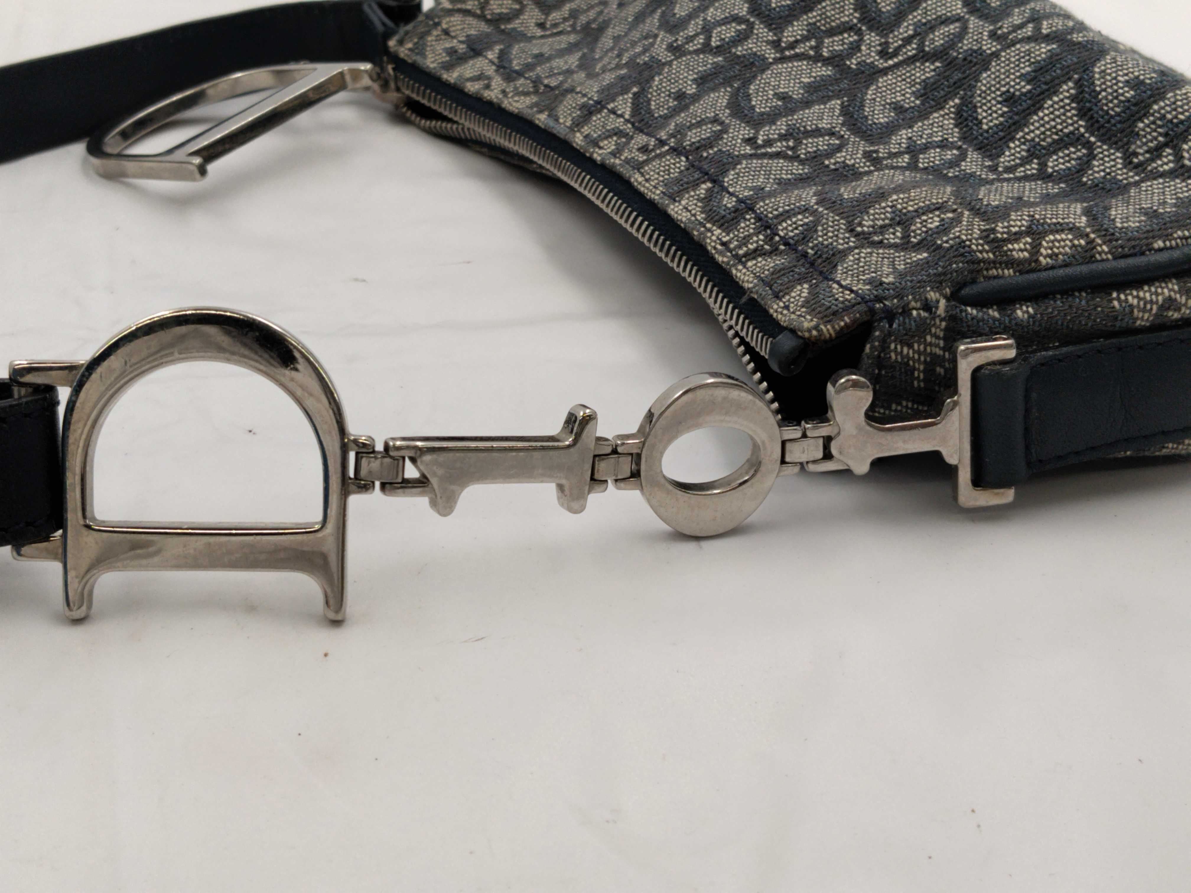 Trotter Shoulder Bag — view 15