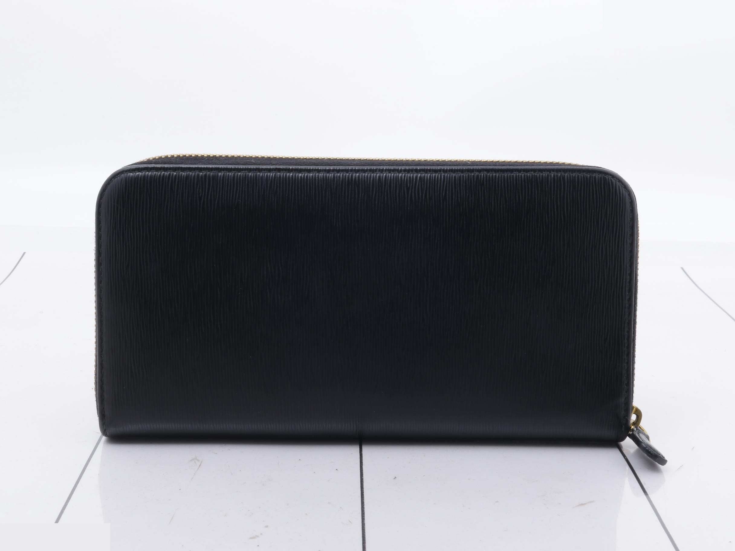Long wallet, round shape, Vitello Move, black — view 2