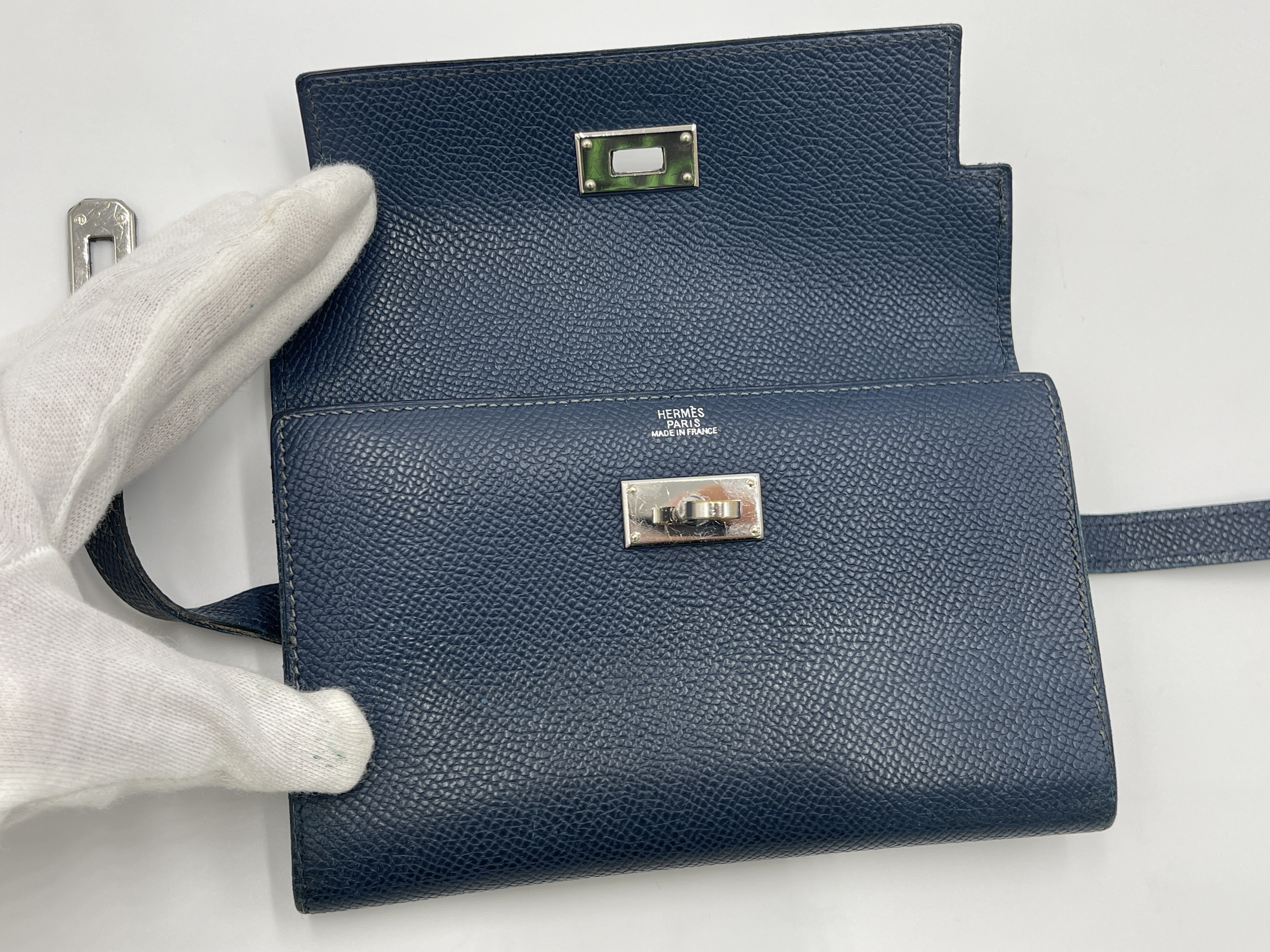 Kelly Wallet Medium, Veau Epsom Leather, Compact Wallet, Navy, Silver Hardware, L: 2008 (Wallet) — view 3