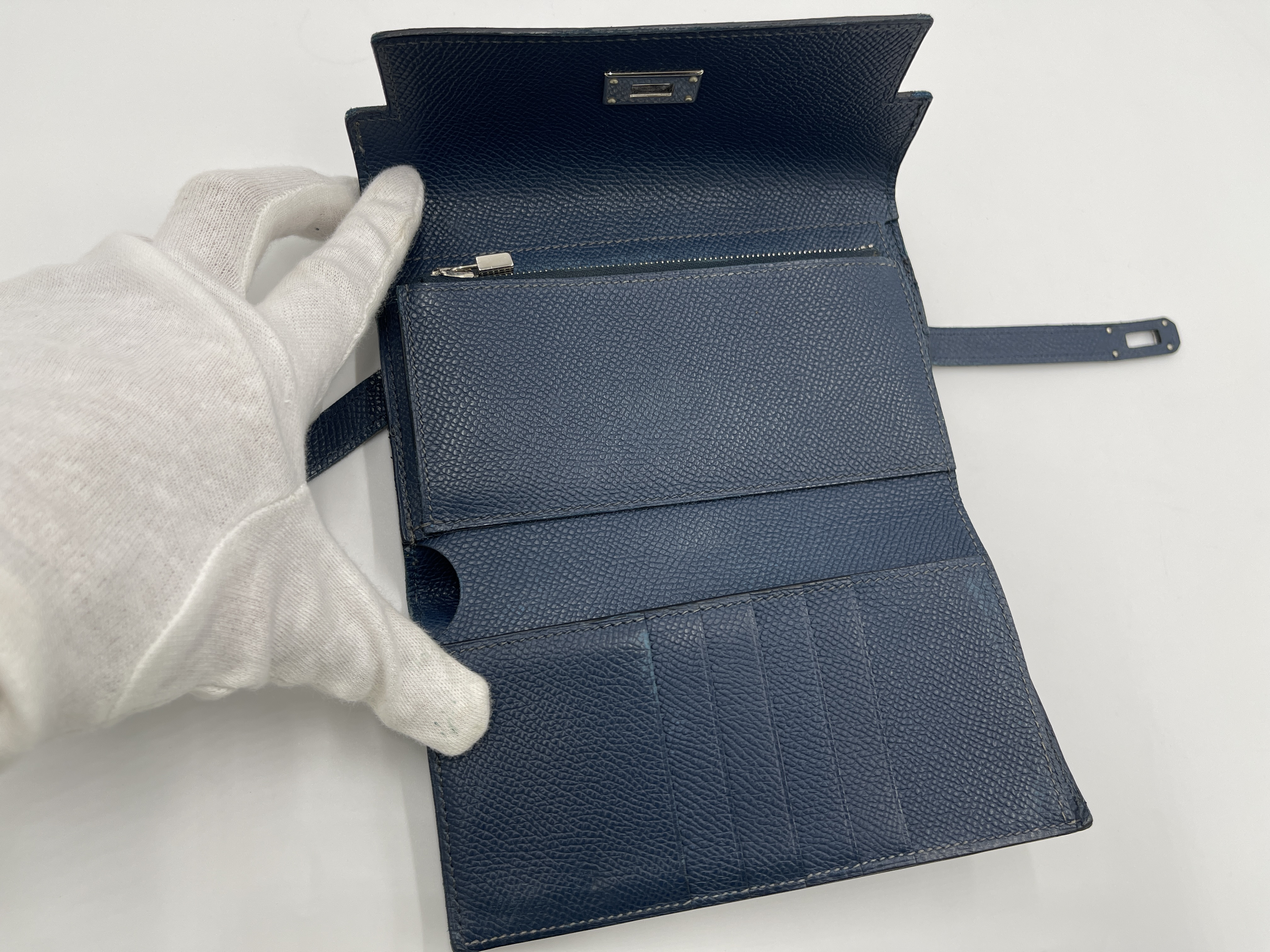 Kelly Wallet Medium, Veau Epsom Leather, Compact Wallet, Navy, Silver Hardware, L: 2008 (Wallet) — view 4