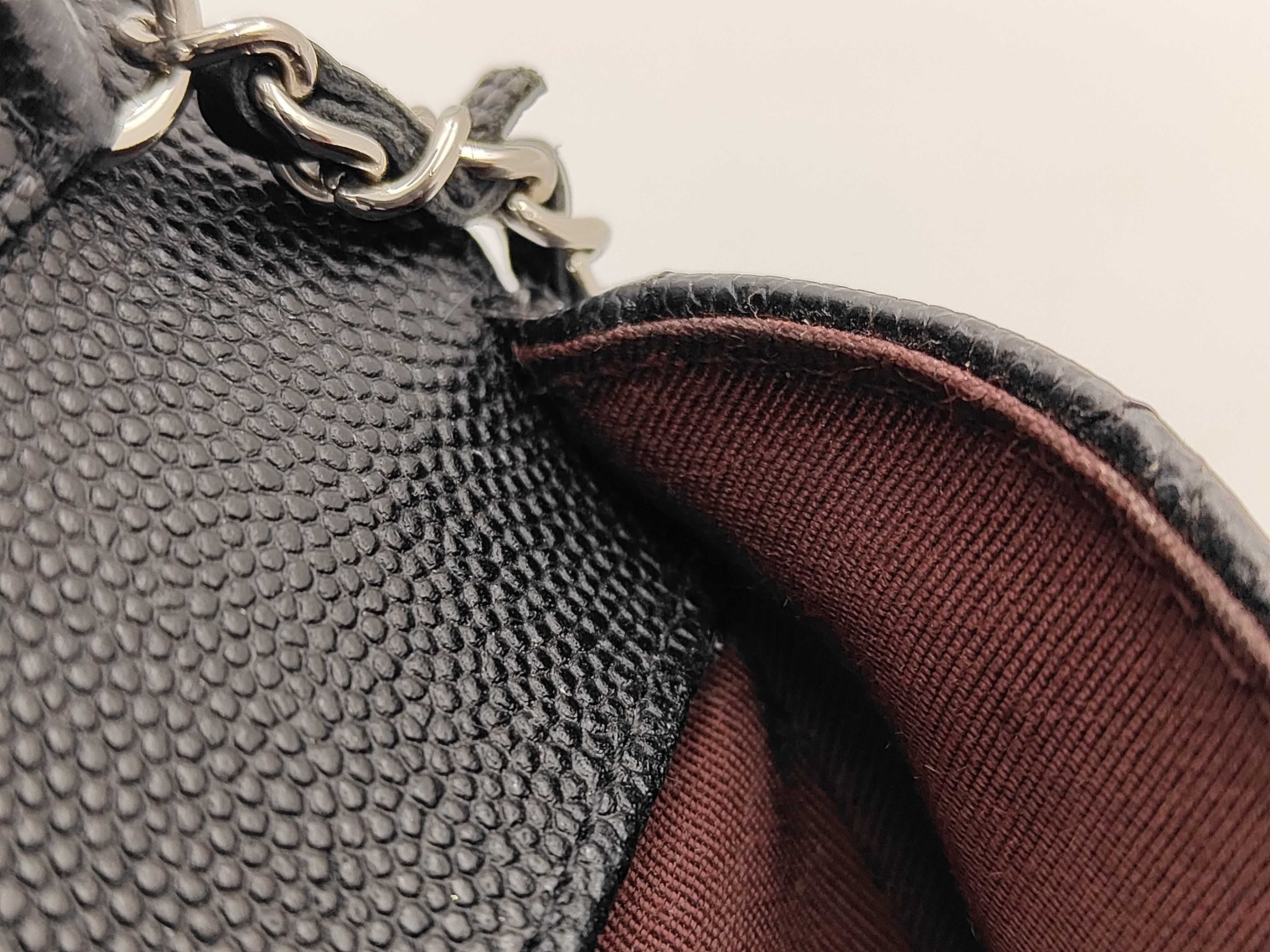 Matelassé Caviar Skin Chain Shoulder Bag — view 12