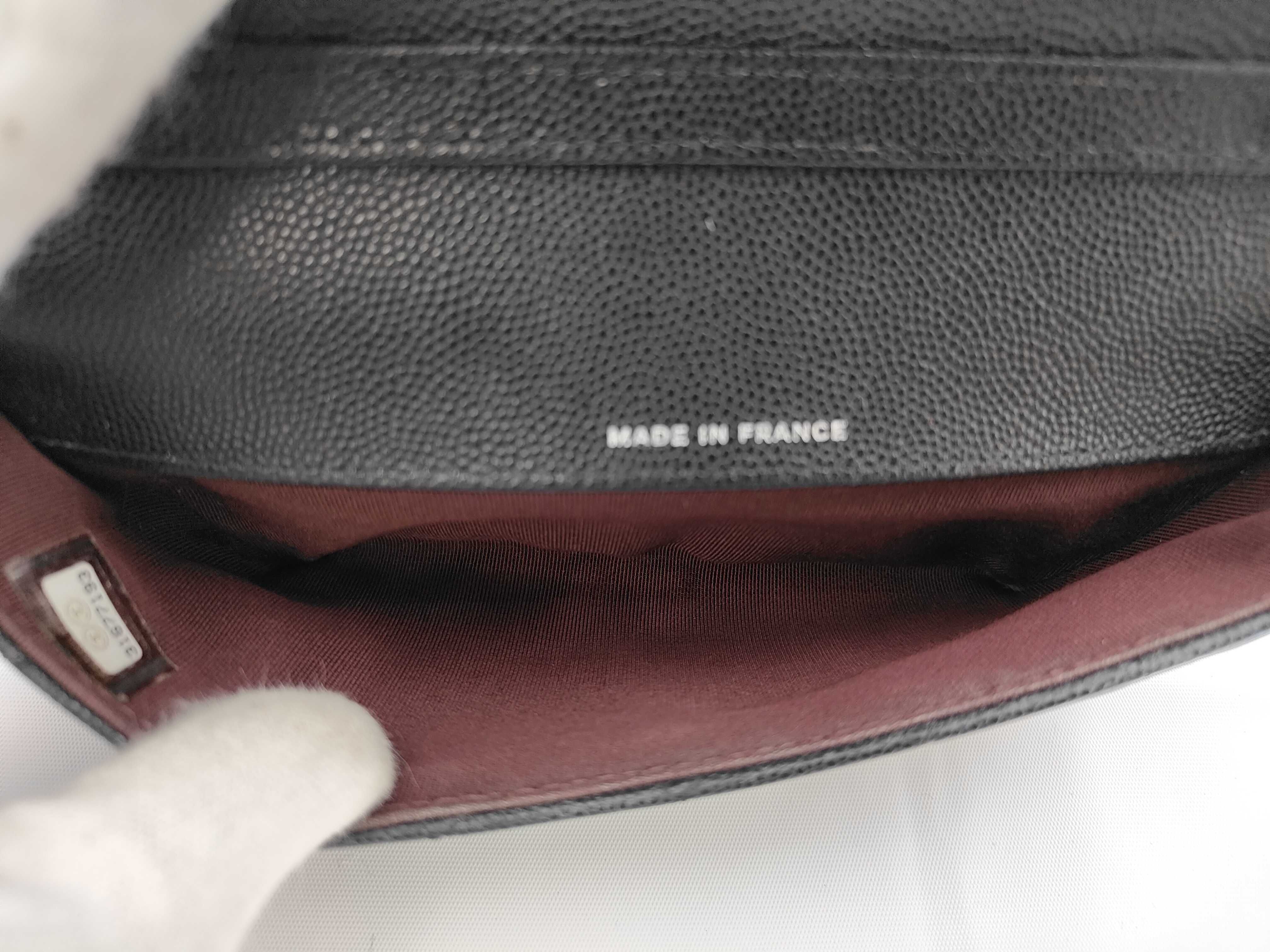 Matelassé Caviar Skin Chain Shoulder Bag — view 7