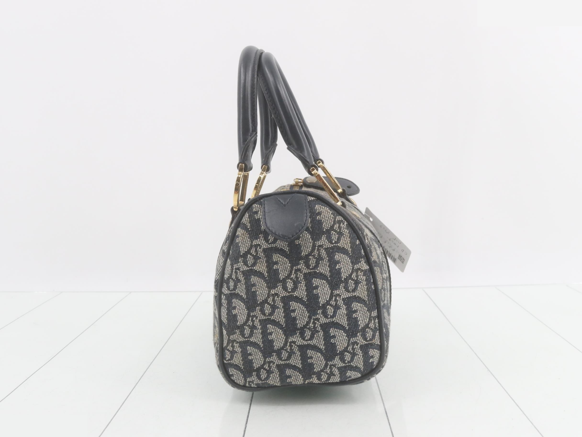 Trotter (bag) - Handbag - Black — view 4