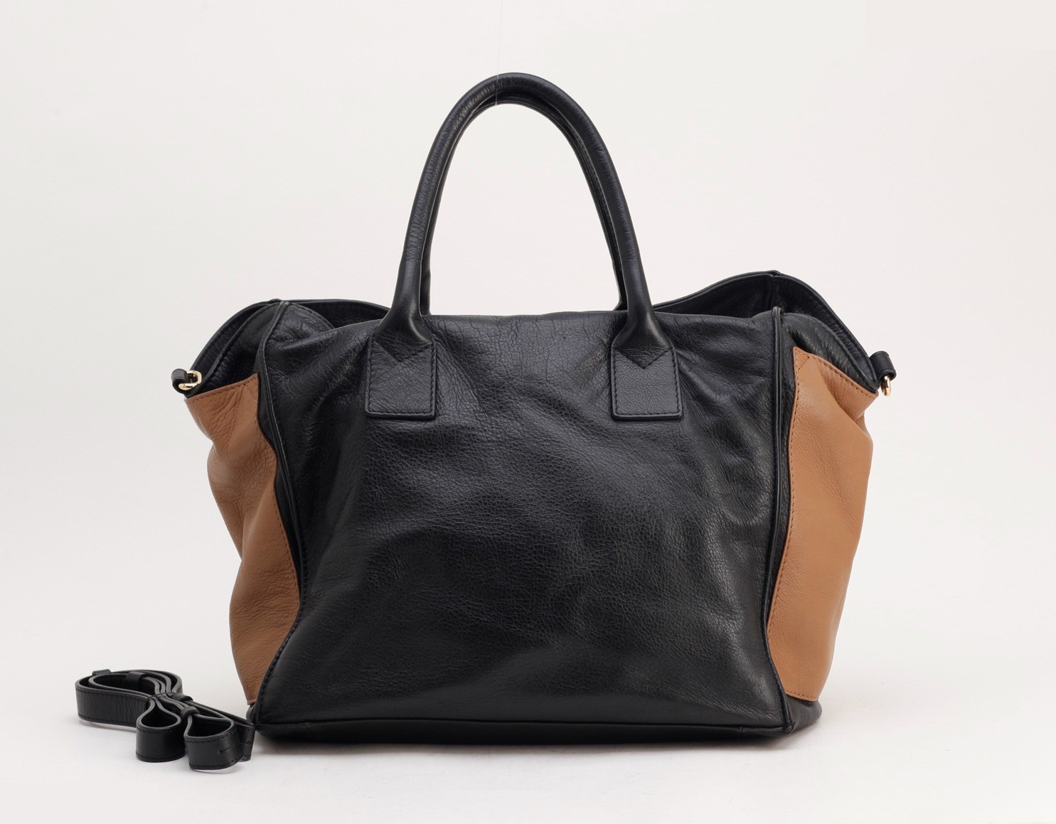 Other lines: 2-way bags and tote bags — view 3