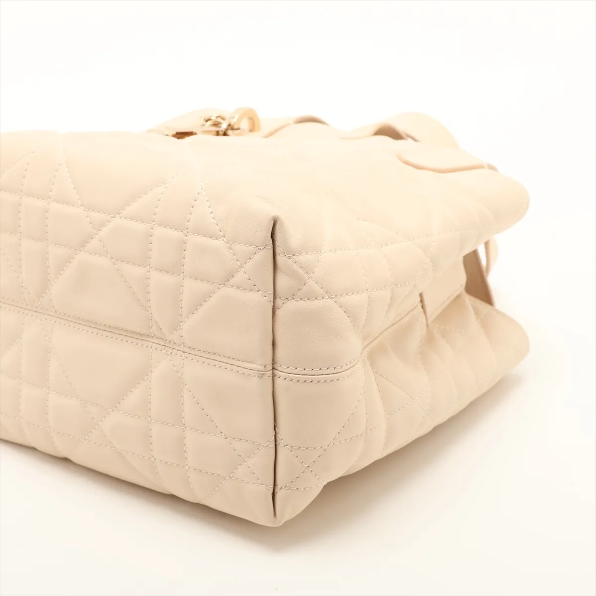 Macro Cannage Toujours Leather 2-Way Handbag, Beige, Lucky Star — view 3